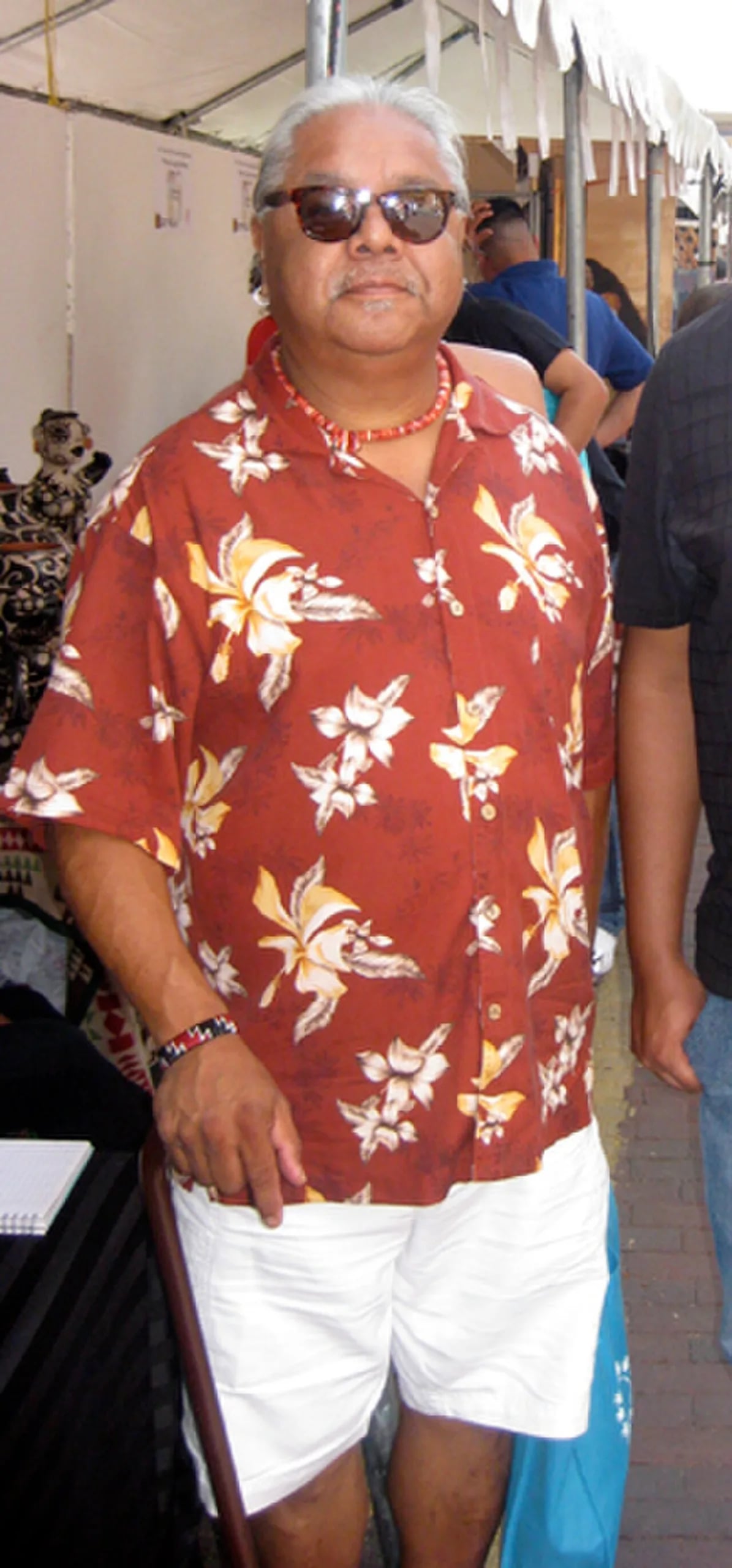 Porträt von James Luna (1950–2018) – Gedenkseite