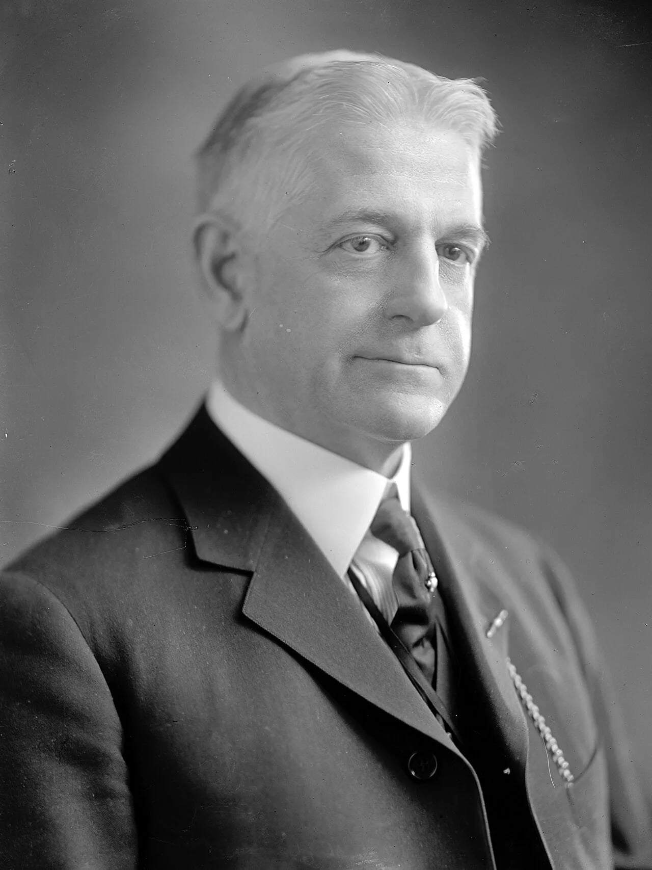 Porträt von James S. Parker (1867–1933) – Gedenkseite