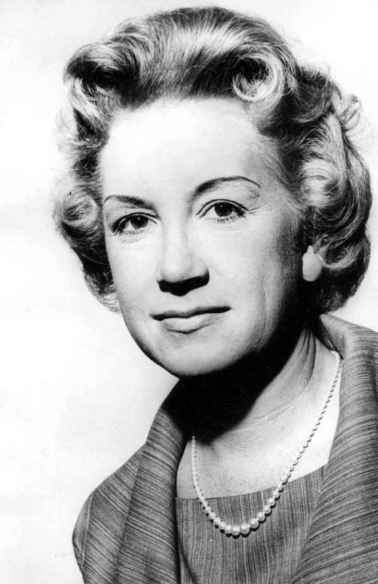 Portrait of Mary Ann MacKenzie (1925–1997) – memorial page