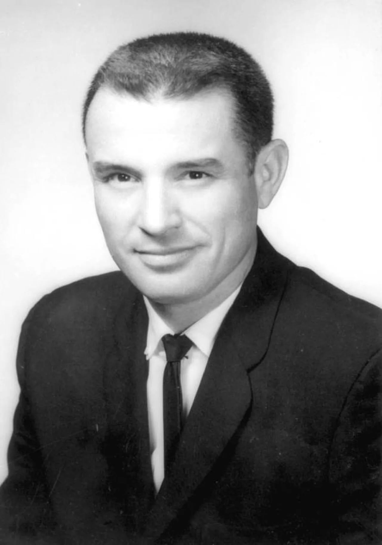 Porträt von Robert W. Rust (1928–2024) – Gedenkseite