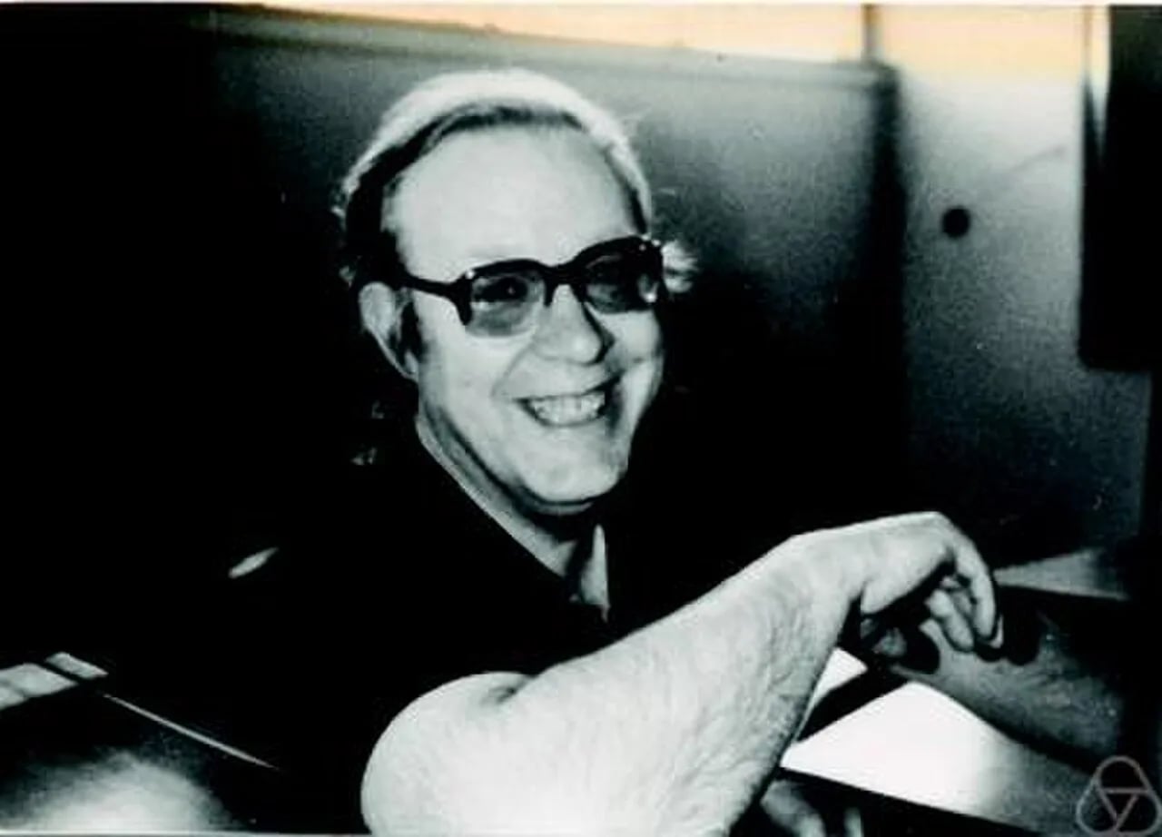 Porträt von James Wiegold (1934–2009) – Gedenkseite