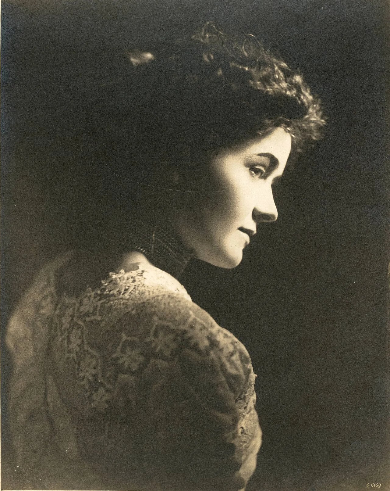Porträt von Jane Wolfe (1875–1958) – Gedenkseite
