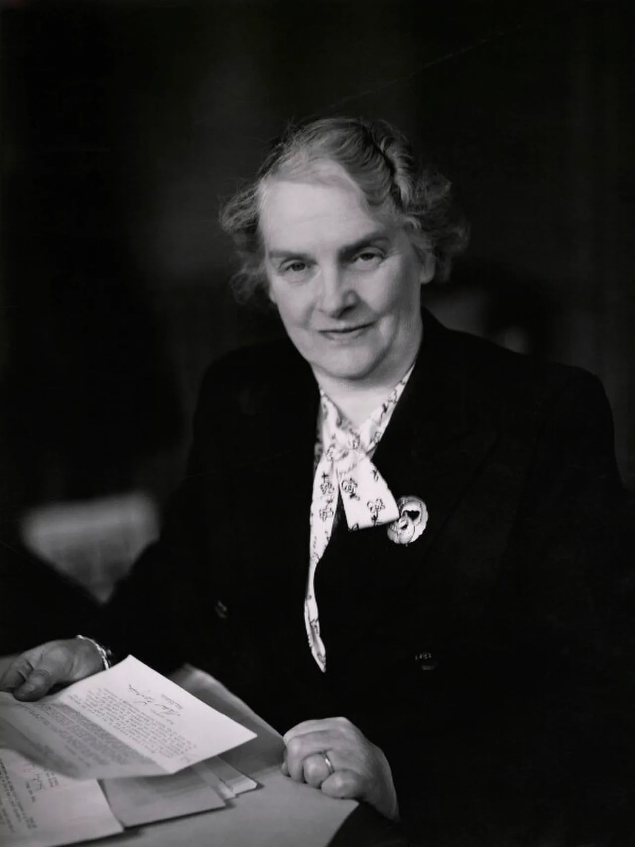 Portrait of Janet Adamson (1882–1962) – memorial page
