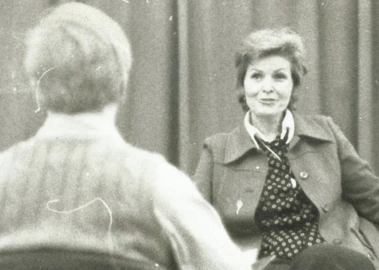 Porträt von Janet Gray Hayes (1926–2014) – Gedenkseite