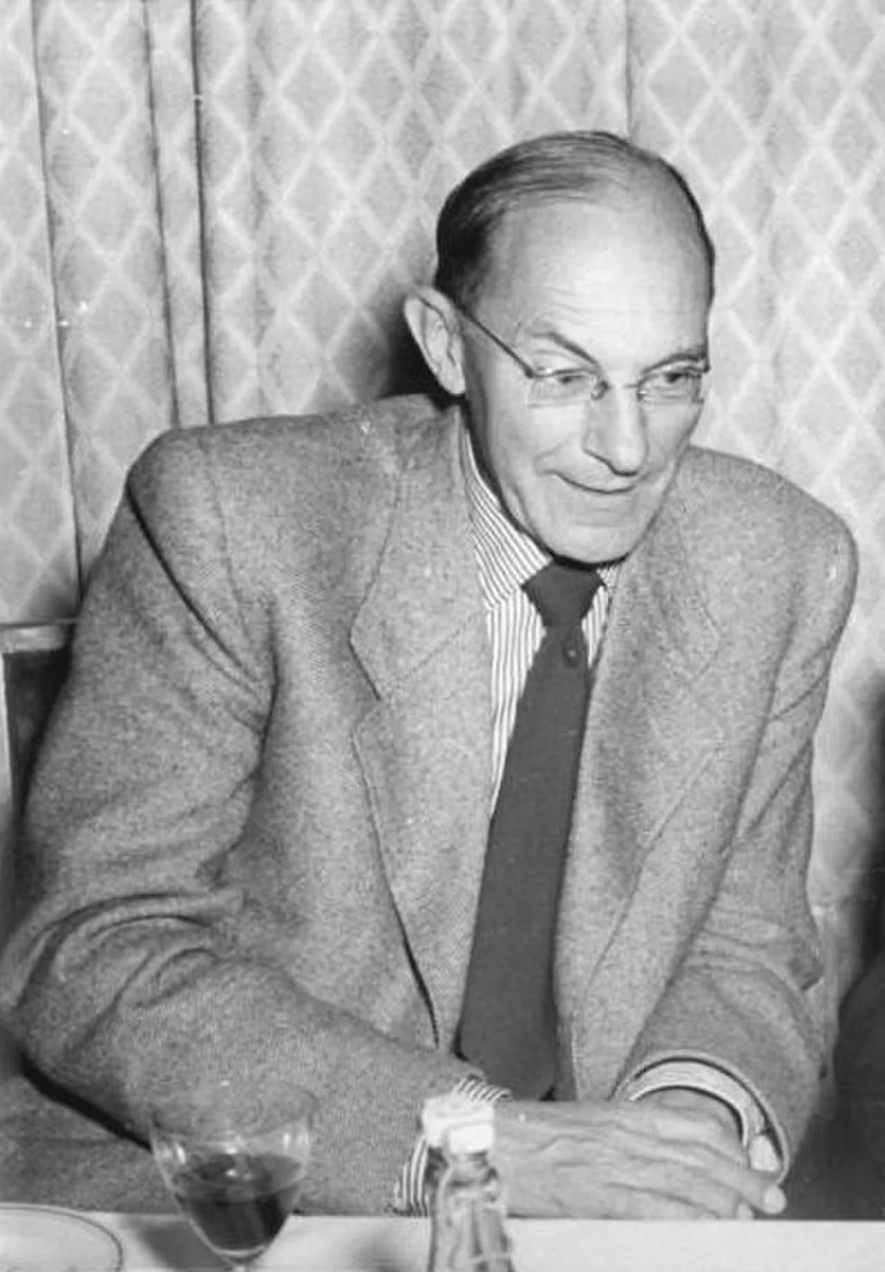 Portrait of Ludwig Renn (1889–1979) – memorial page