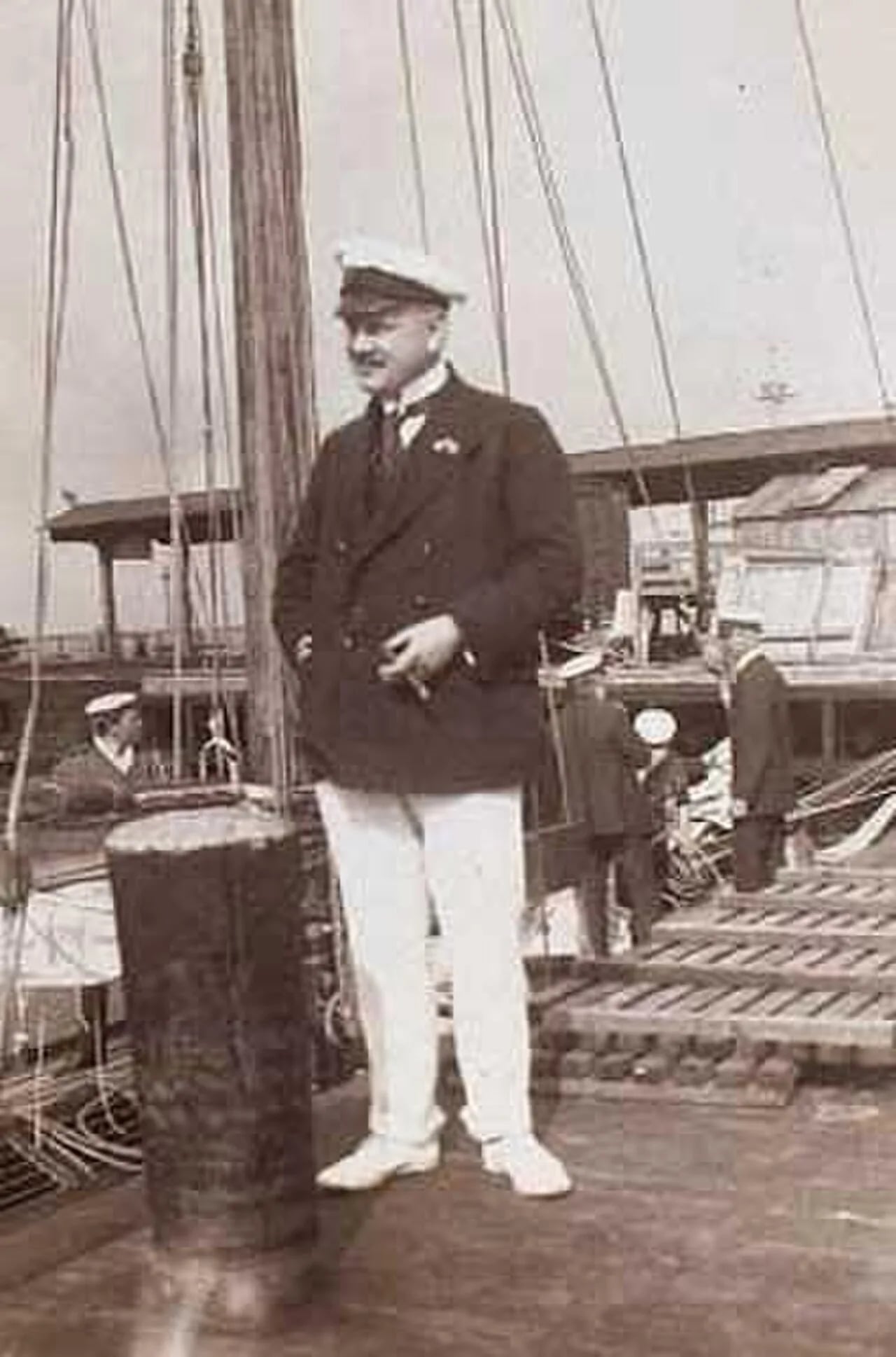 Portrait of Harald Plum (1881–1929) – memorial page