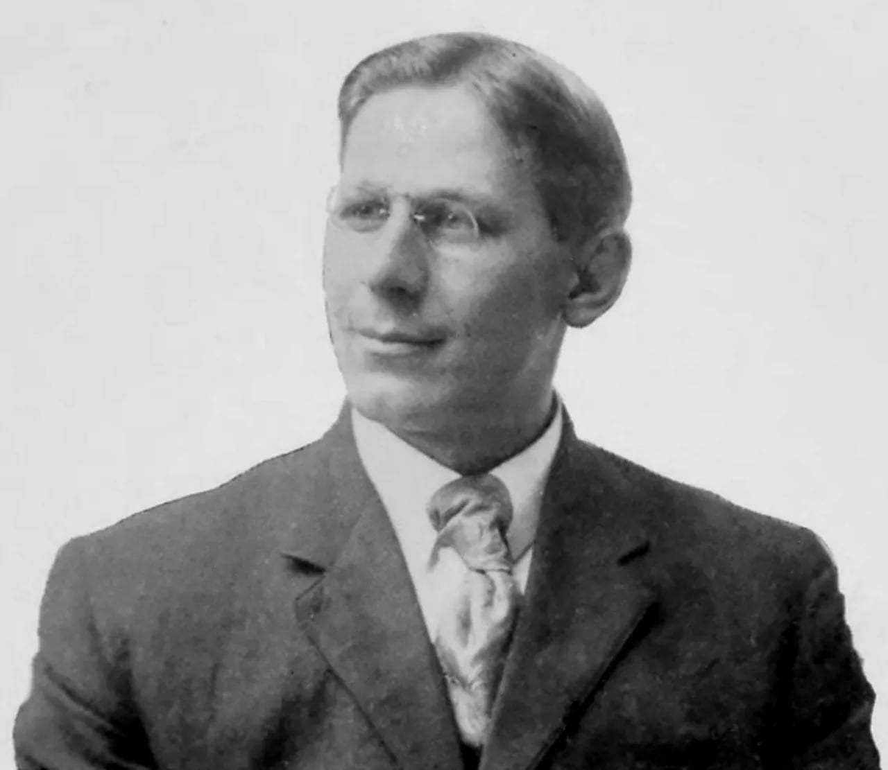 Portrait of Harvey Snyder (1880–1937) – memorial page