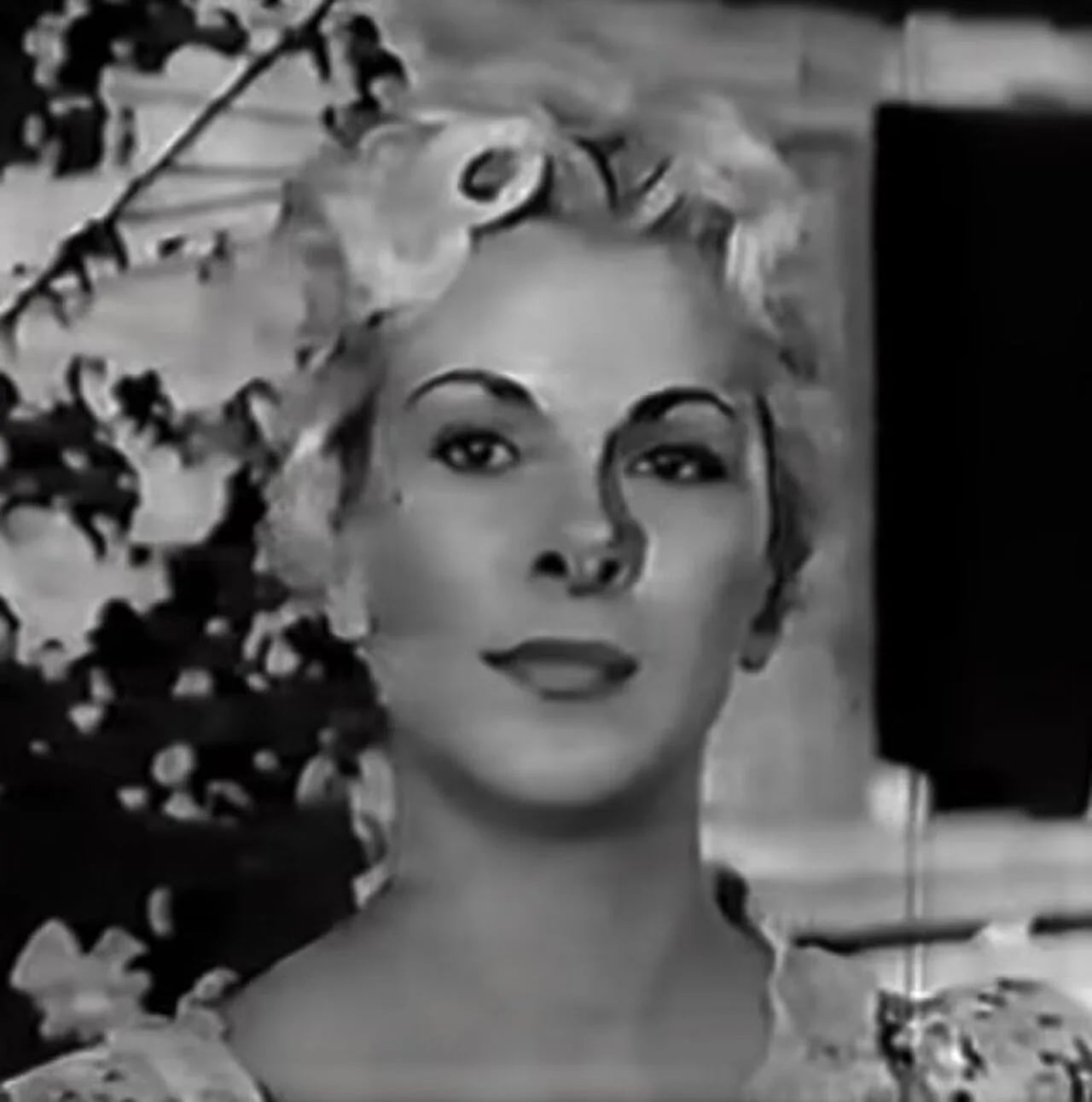Porträt von Jean Carson (1923–2005) – Gedenkseite