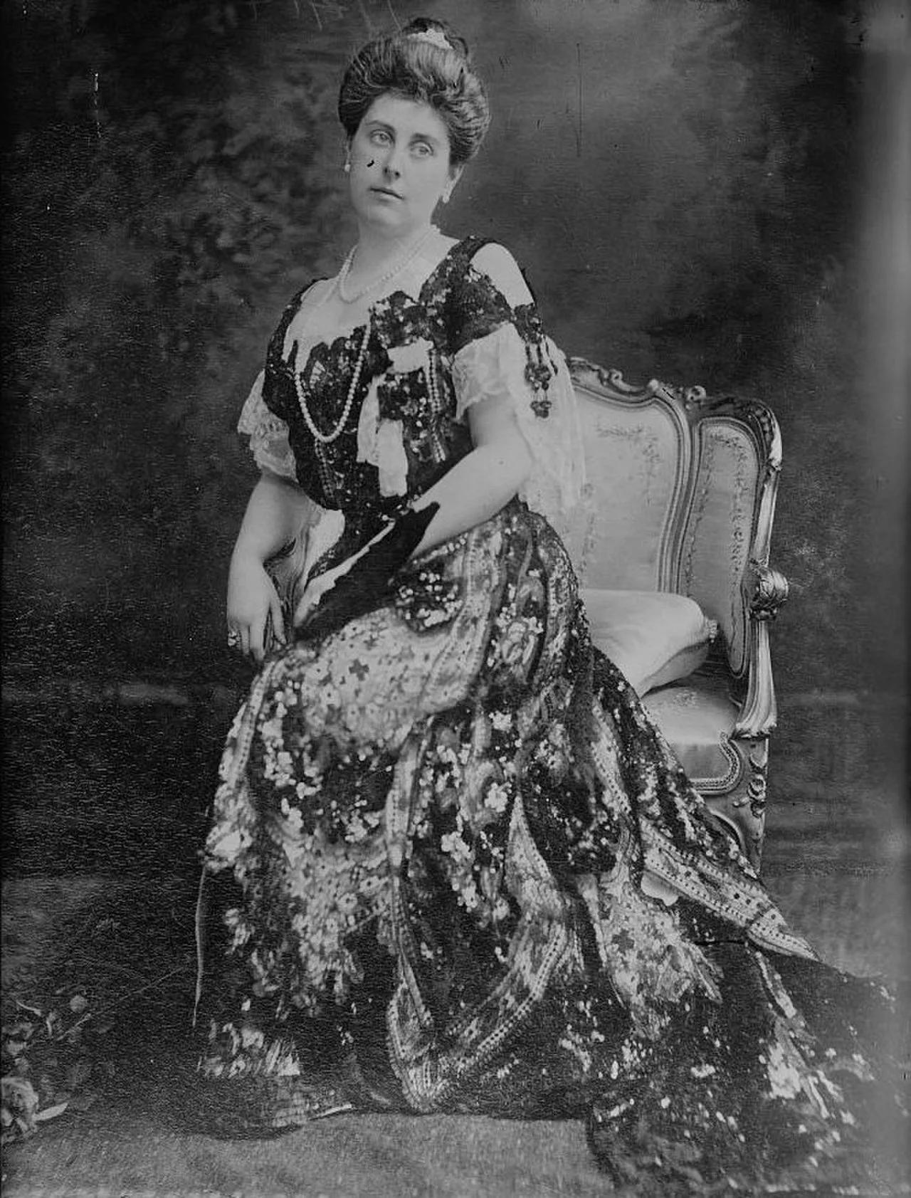 Porträt von Sophia Augusta Brown Sherman (1867–1947) – Gedenkseite