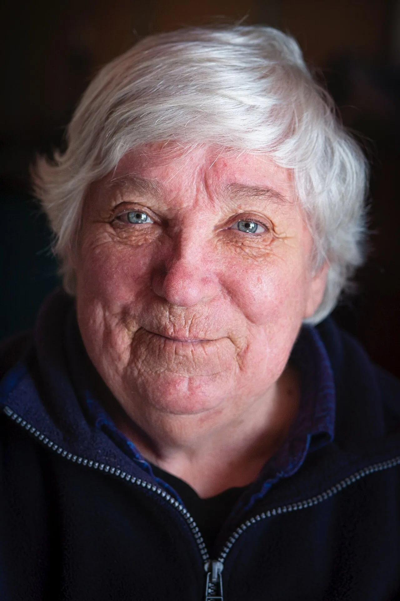 Porträt von Jenny McLeod (1941–2022) – Gedenkseite