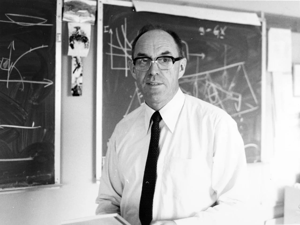 Porträt von Jens Glad Balchen (1926–2009) – Gedenkseite