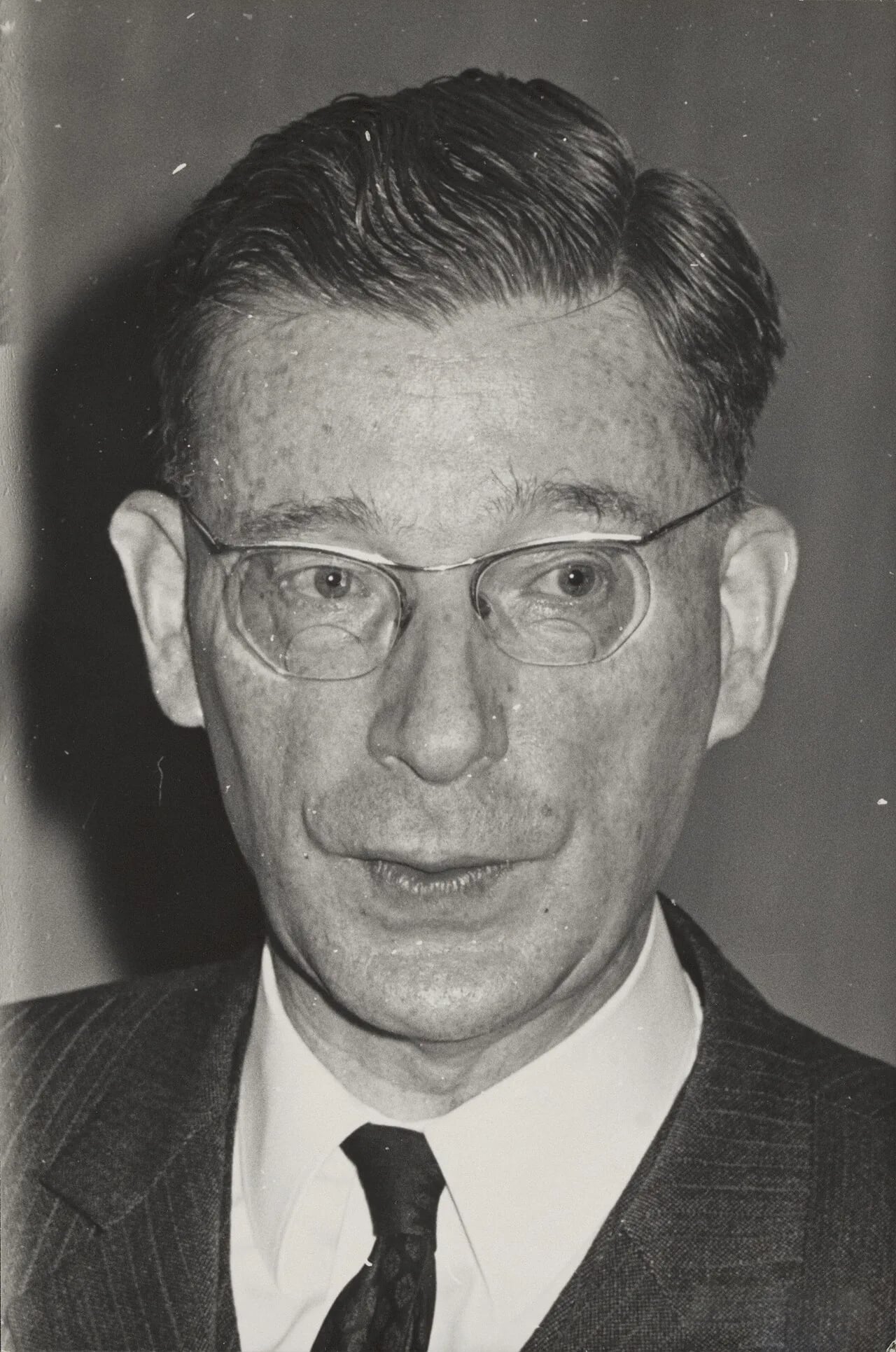 Portrait of Roelof Oberman (1910–1989) – memorial page