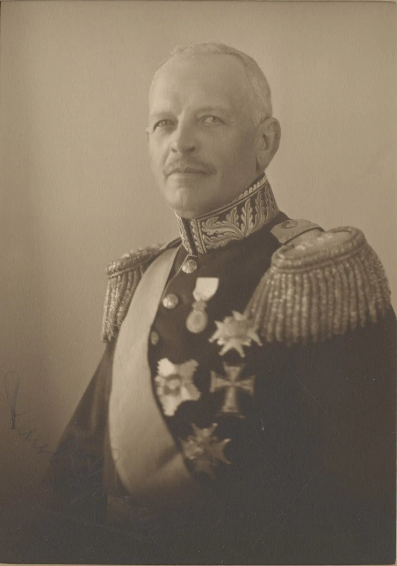 Portrait of Lars Sparre (1864–1947) – memorial page