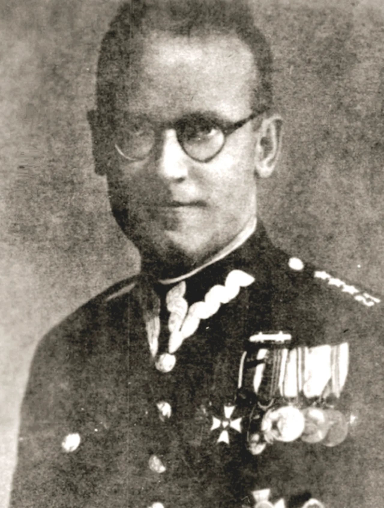 Portrait of Jerzy Niezbrzycki (1902–1968) – memorial page