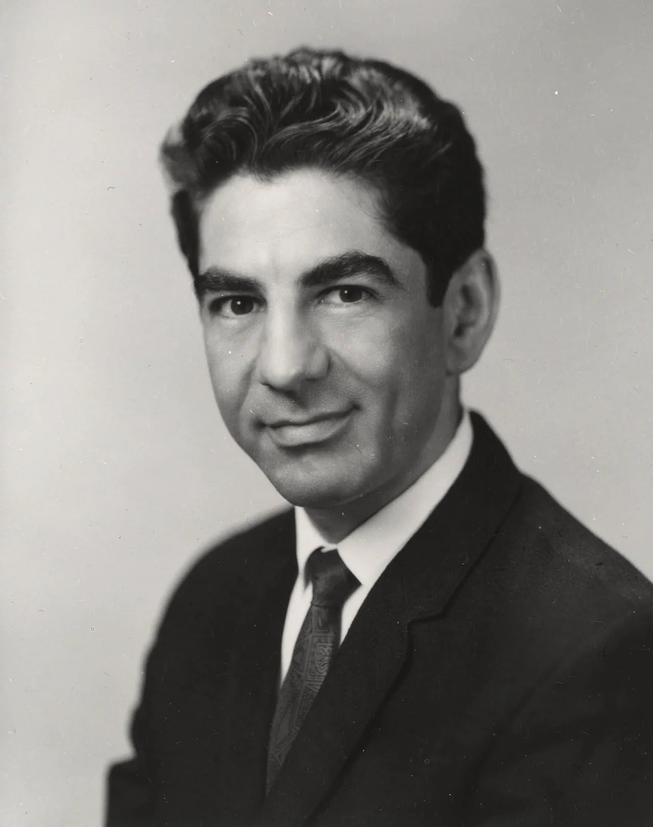 Porträt von Jesse Leonard Steinfeld (1927–2014) – Gedenkseite