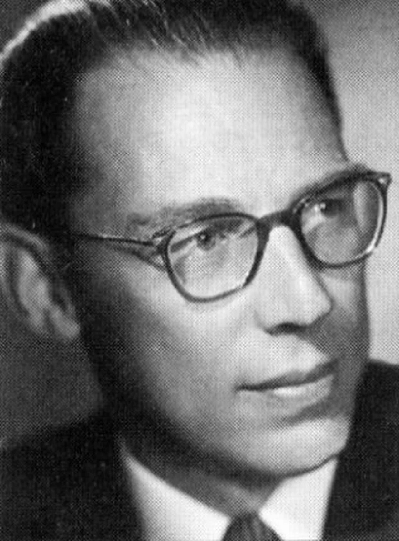 Portrait of Nils Sterner (1904–1990) – memorial page