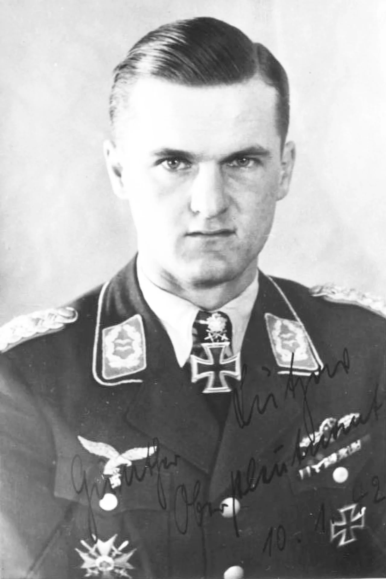 Porträt von Günther Lützow (1912–1945) – Gedenkseite