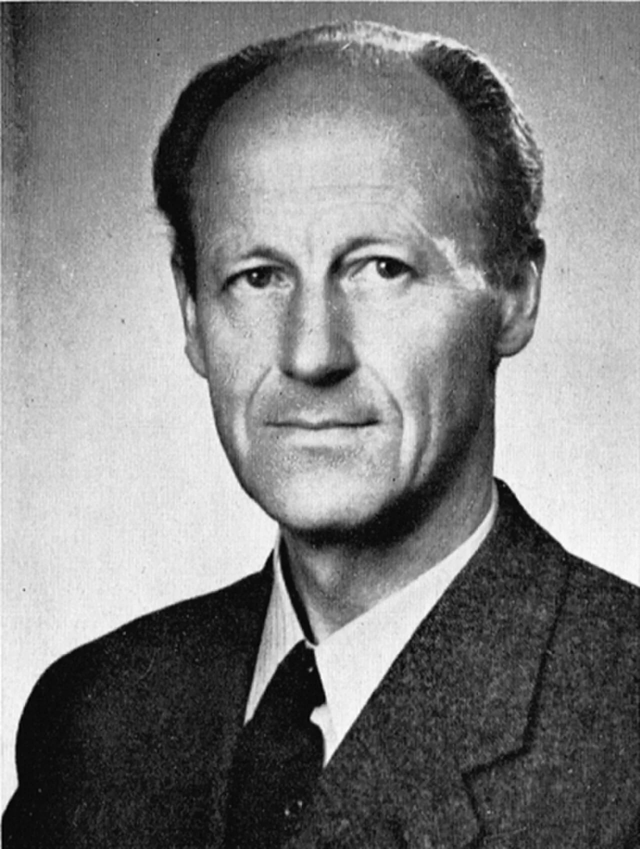 Portrait of Nils Strandler (1892–1973) – memorial page