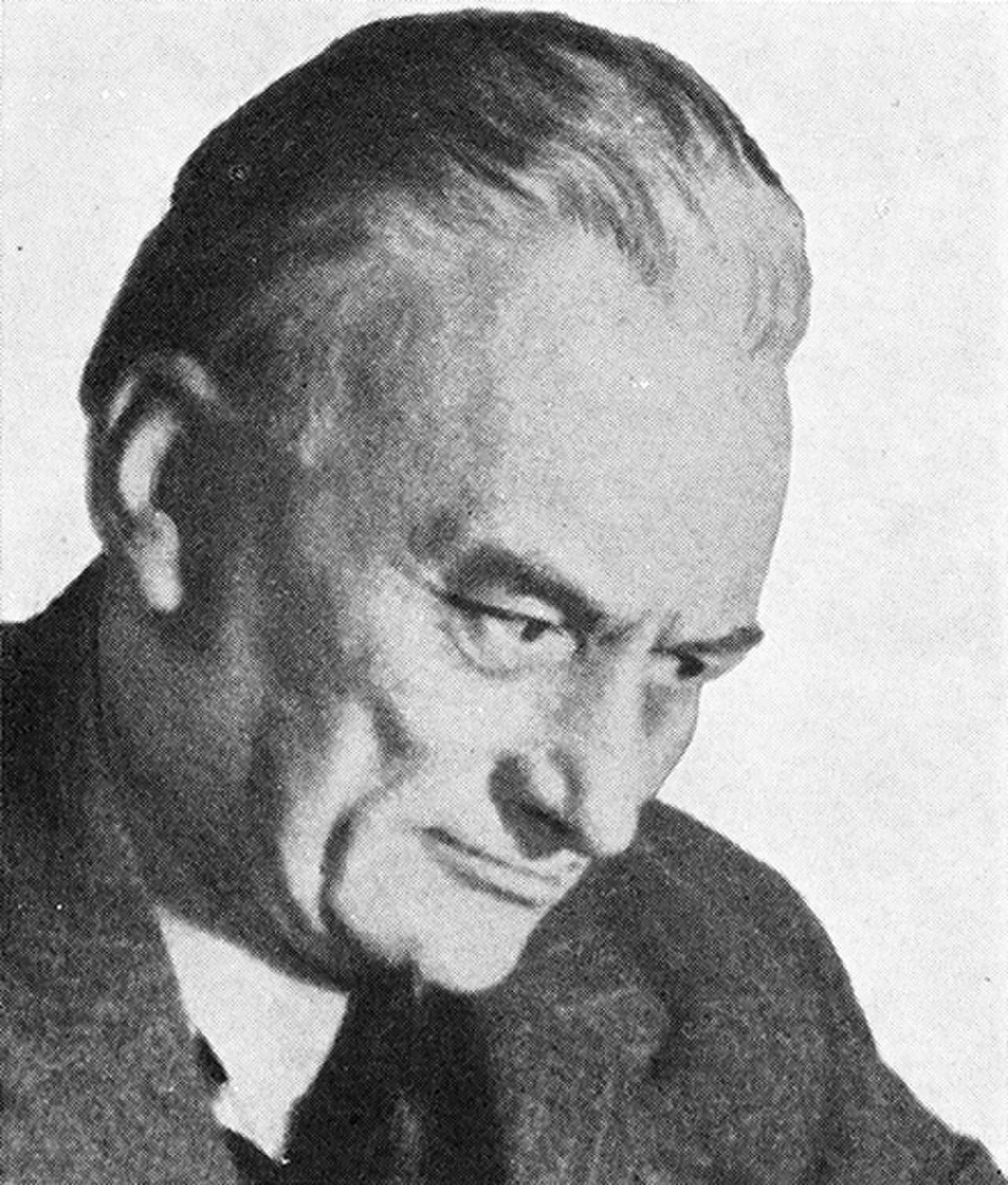 Portrait of Knut Ström (1887–1971) – memorial page