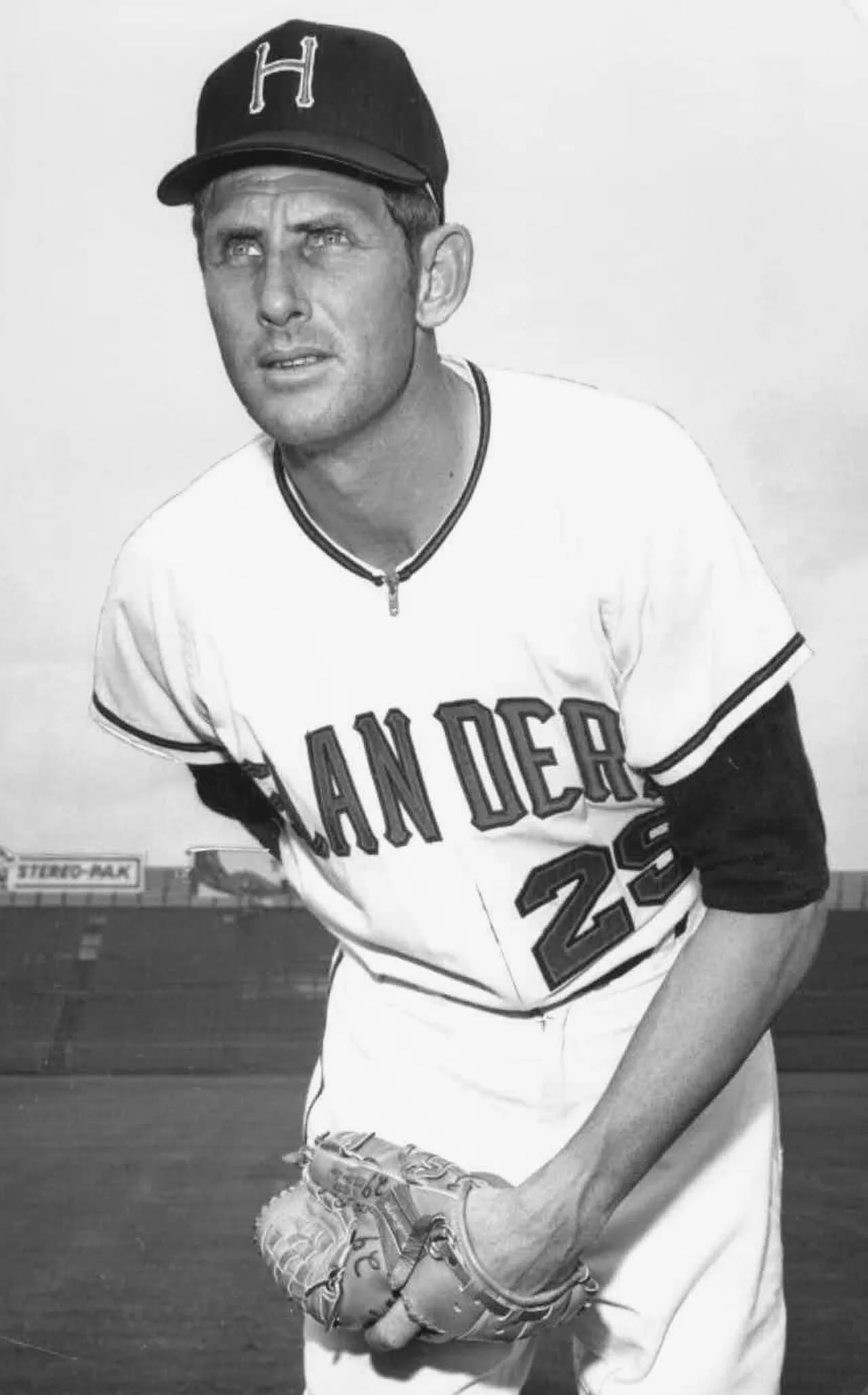 Portrait of Jim Coates (1932–2019) – memorial page