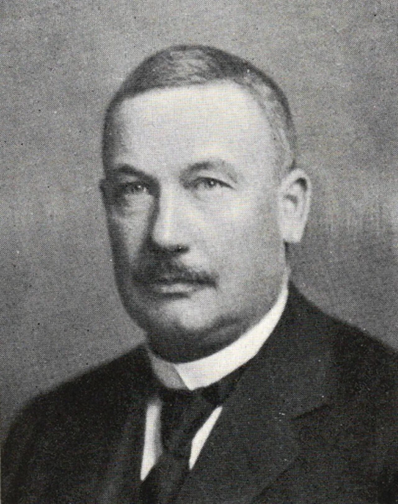 Portrait of Axel Sundling (1871–1925) – memorial page