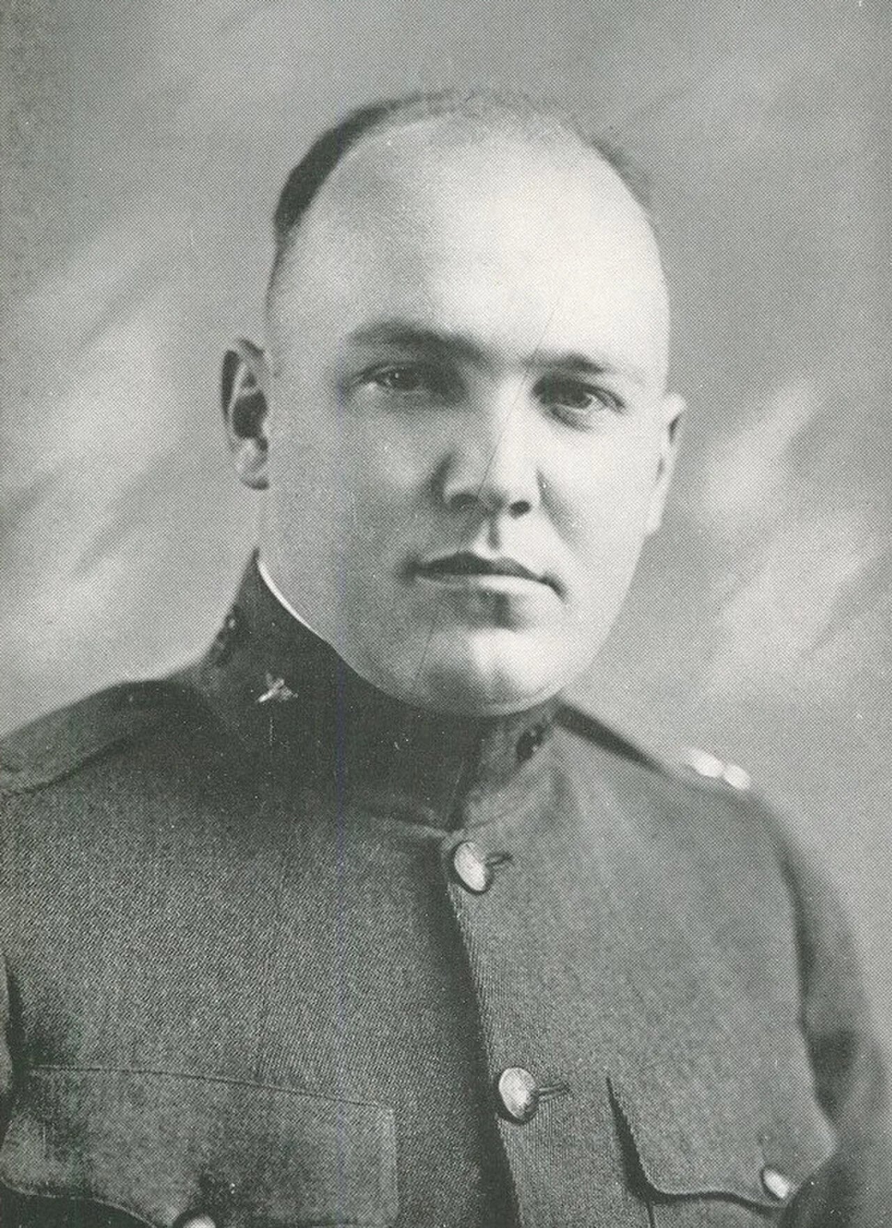 Portrait of Jim Pixlee (1889–1967) – memorial page