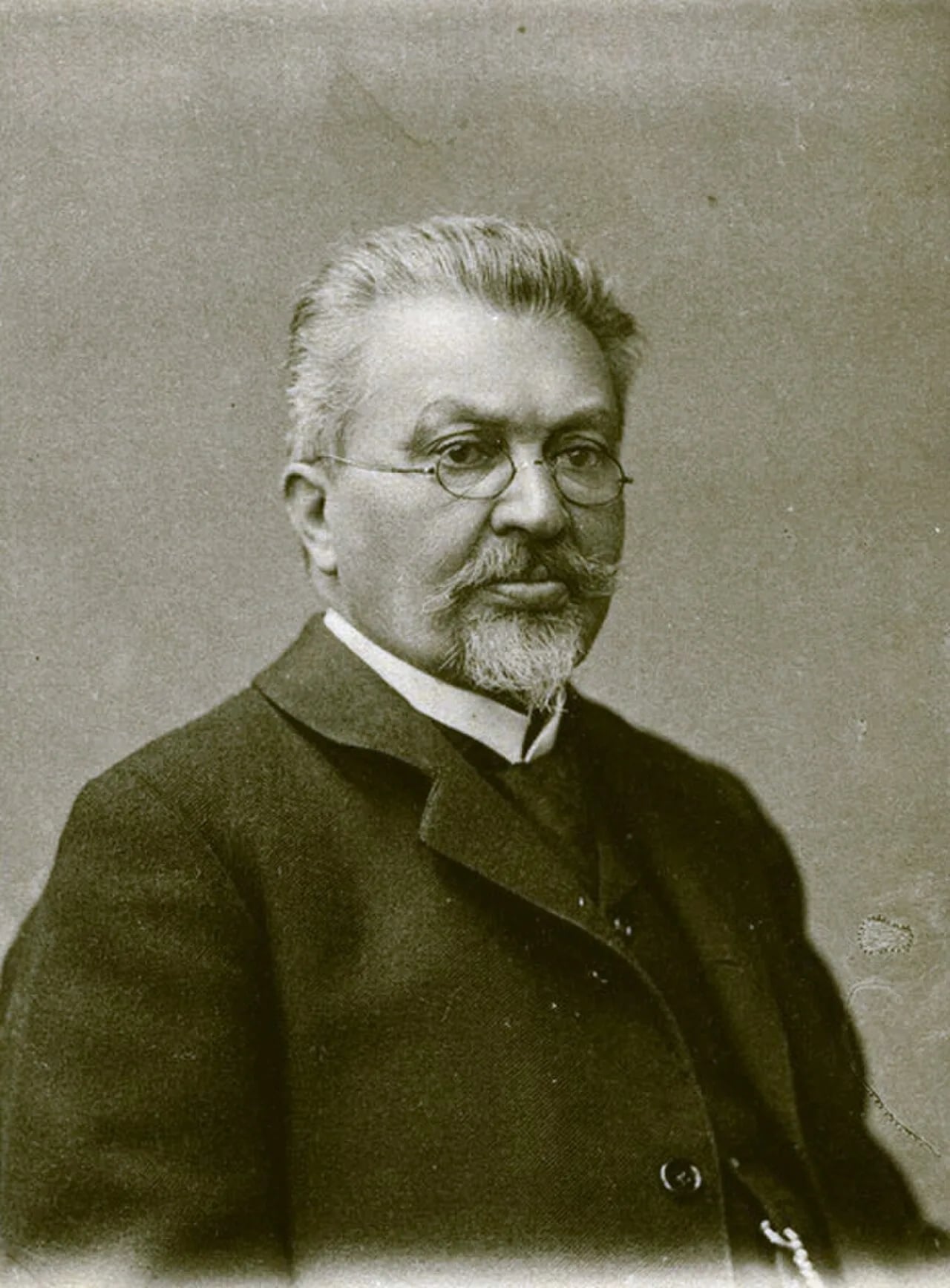 Porträt von Ivan Petrunkevitj (1884–1928) – Gedenkseite