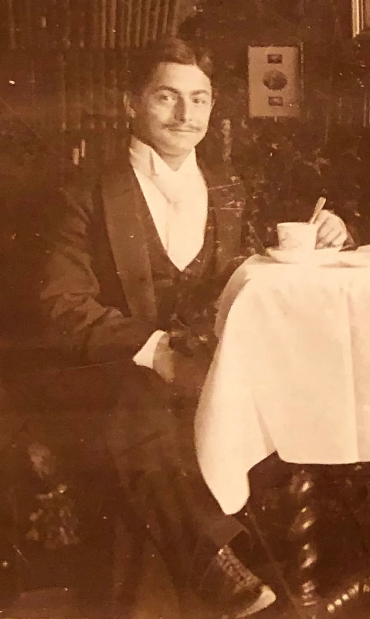 Porträt von Moritz Eduard Schwerin (1873–1914) – Gedenkseite