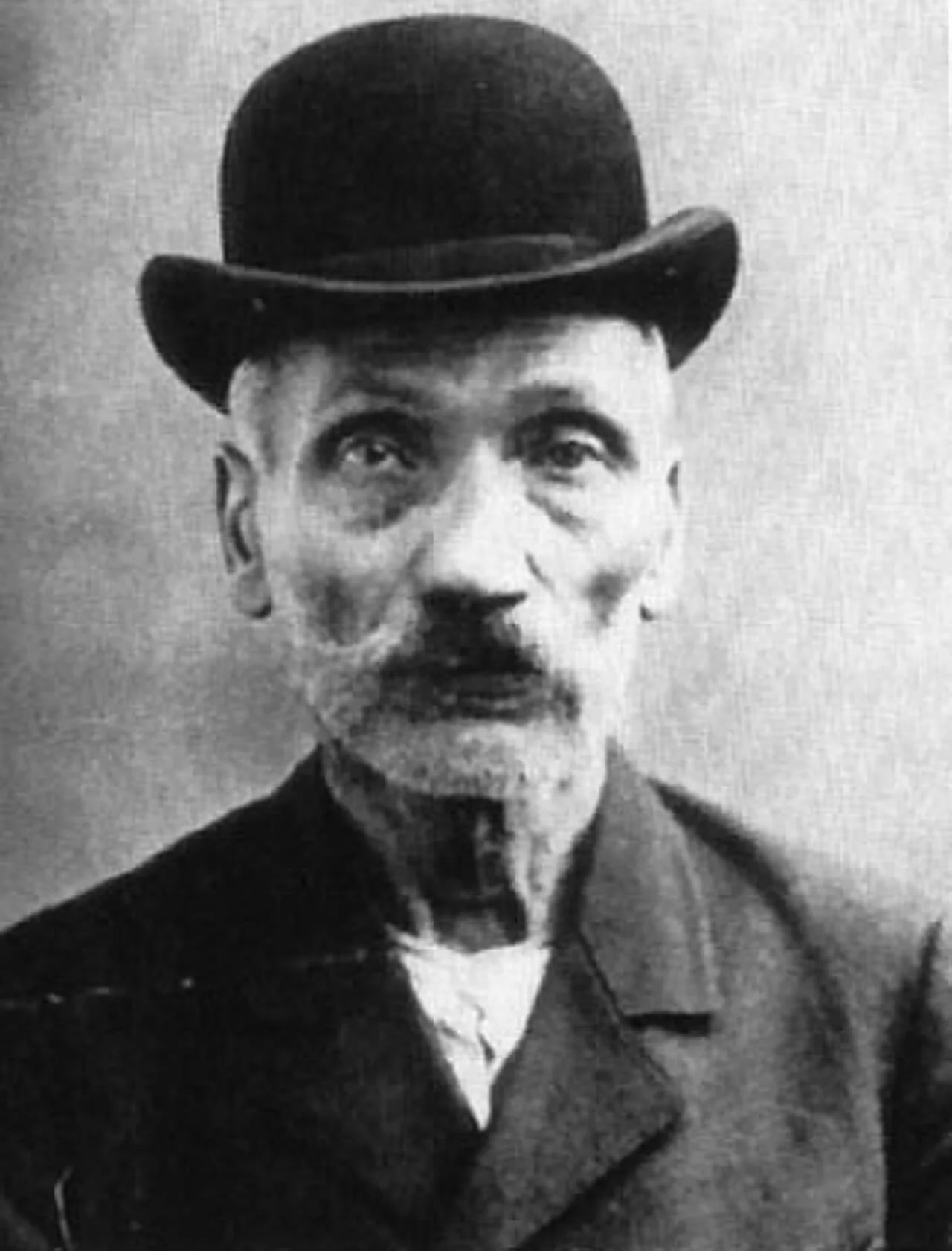 Portrait of Wilhelm Voigt (1849–1922) – memorial page