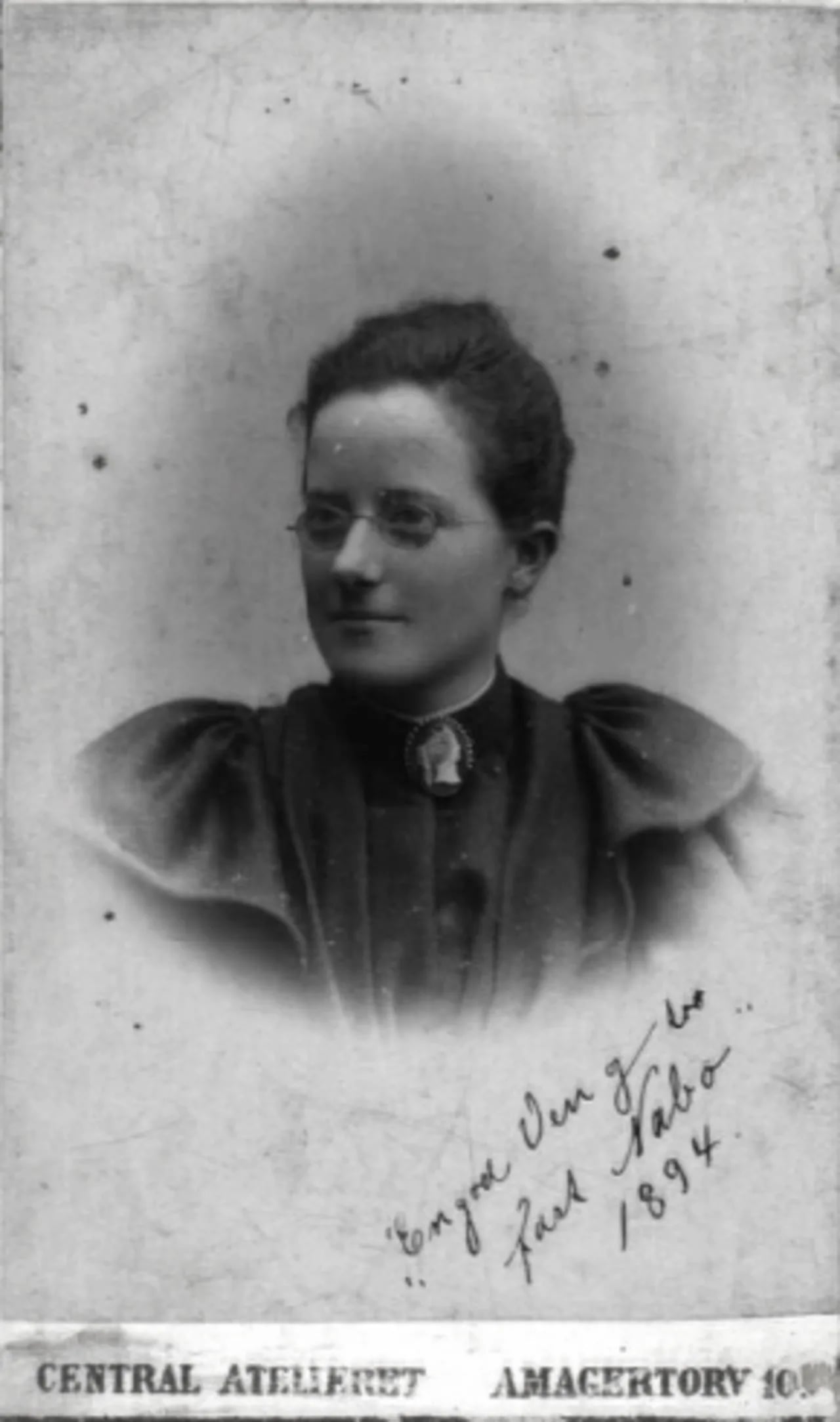 Portrait of Astrid Blume (1872–1924) – memorial page