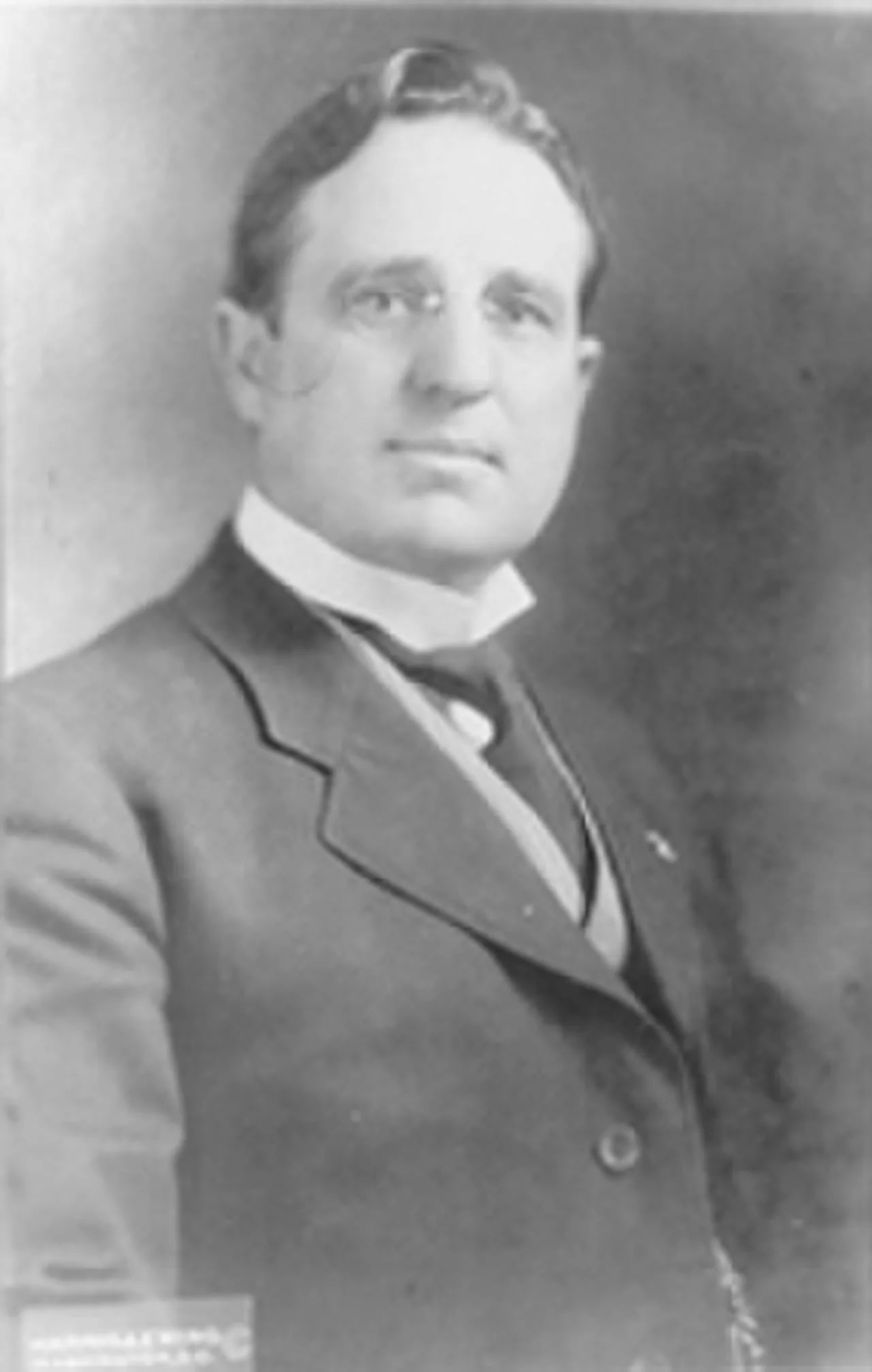 Portrait of William Howard Thompson (1871–1928) – memorial page