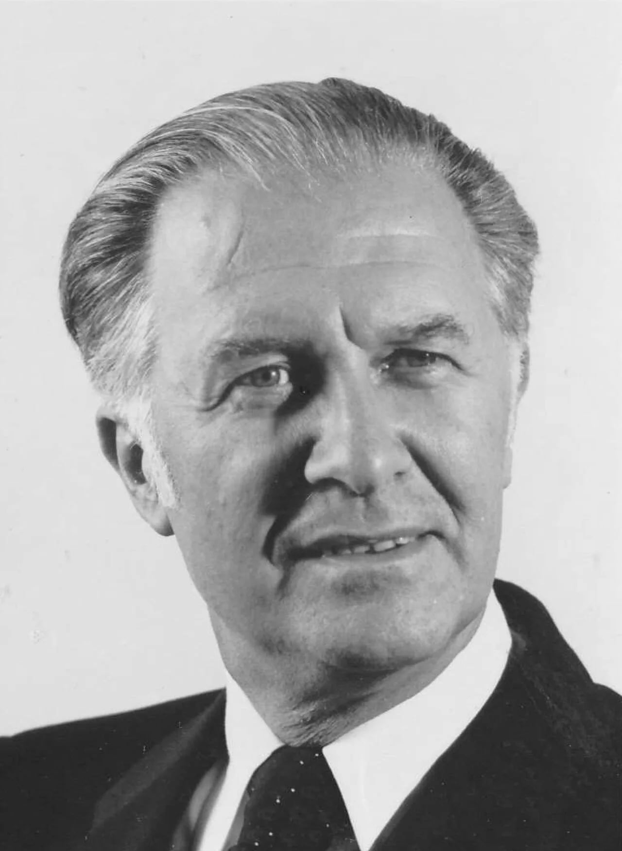 Porträt von Sigfrid von Weiher (1920–2007) – Gedenkseite