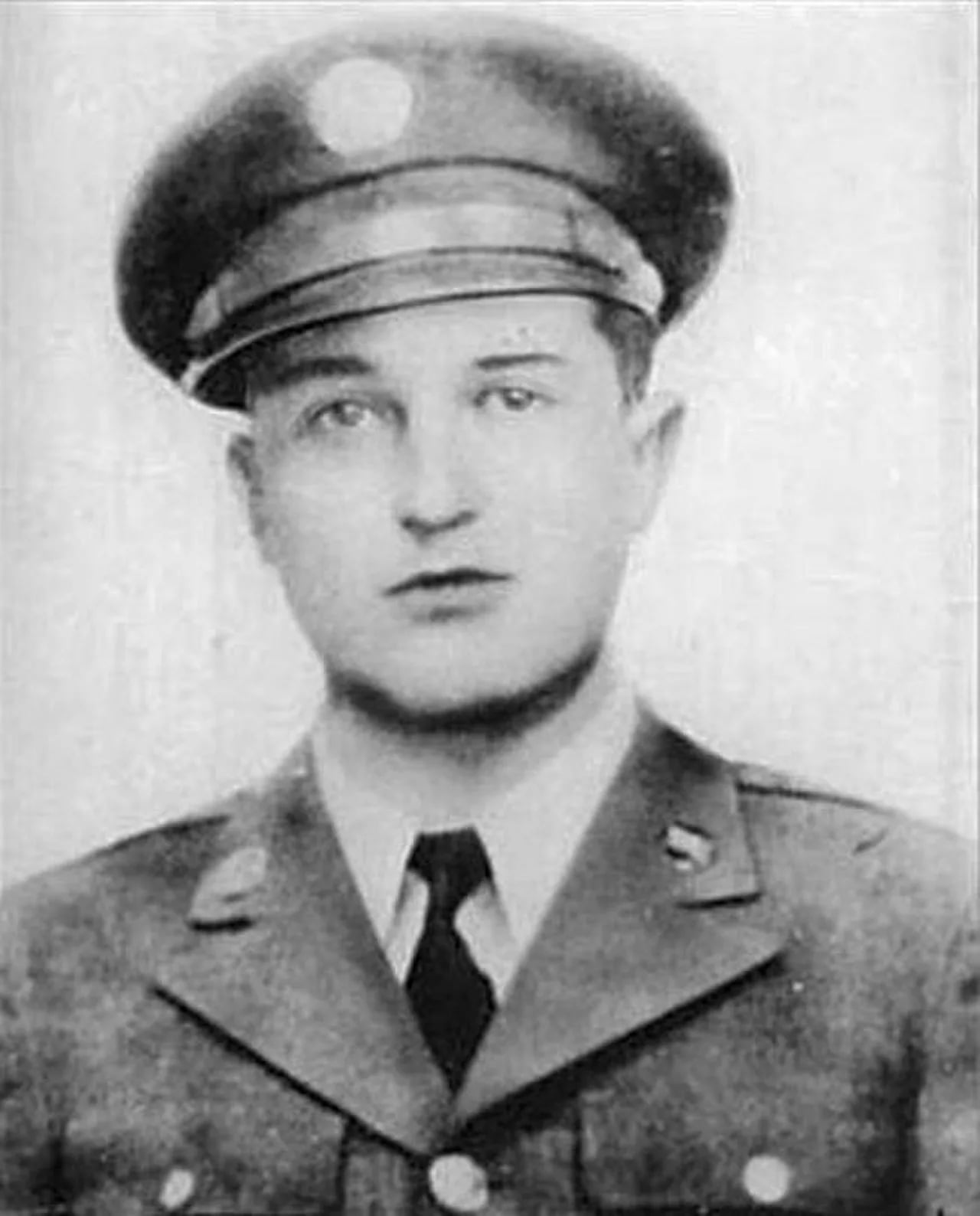 Porträt von Joe P. Martinez (1920–1943) – Gedenkseite