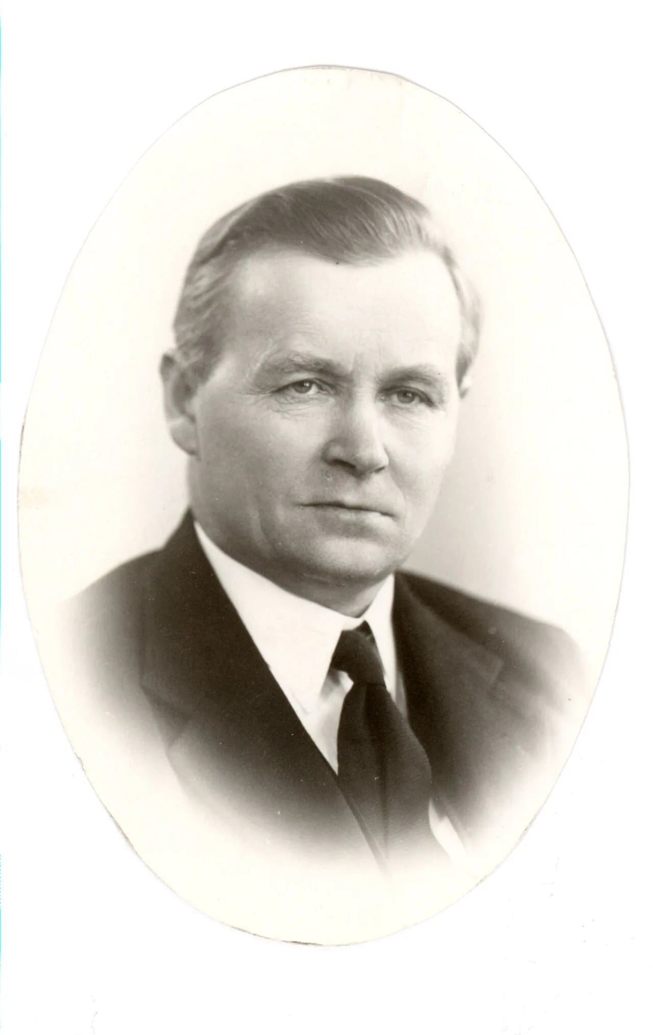 Portrait of Johannes Olai Olsen (1895–1974) – memorial page