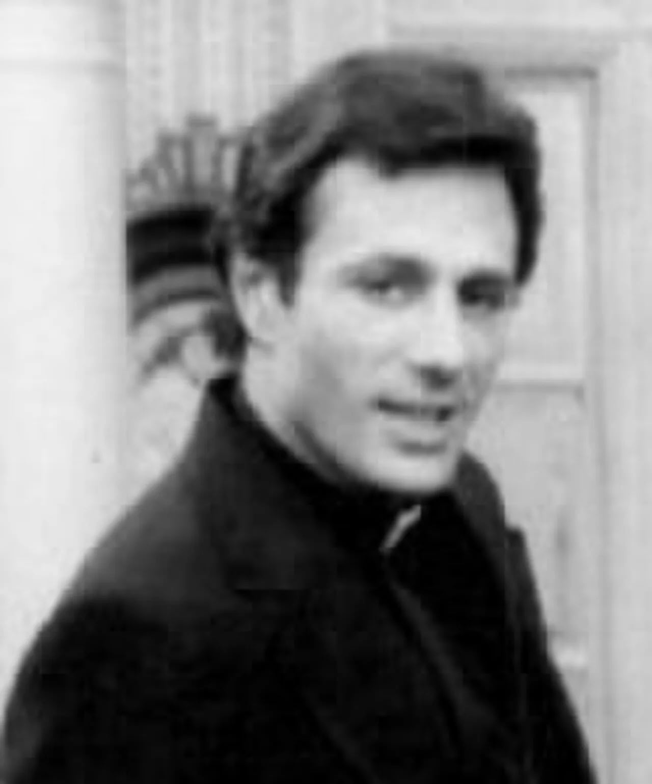 Portrait of John Aprea (1941–2024) – memorial page