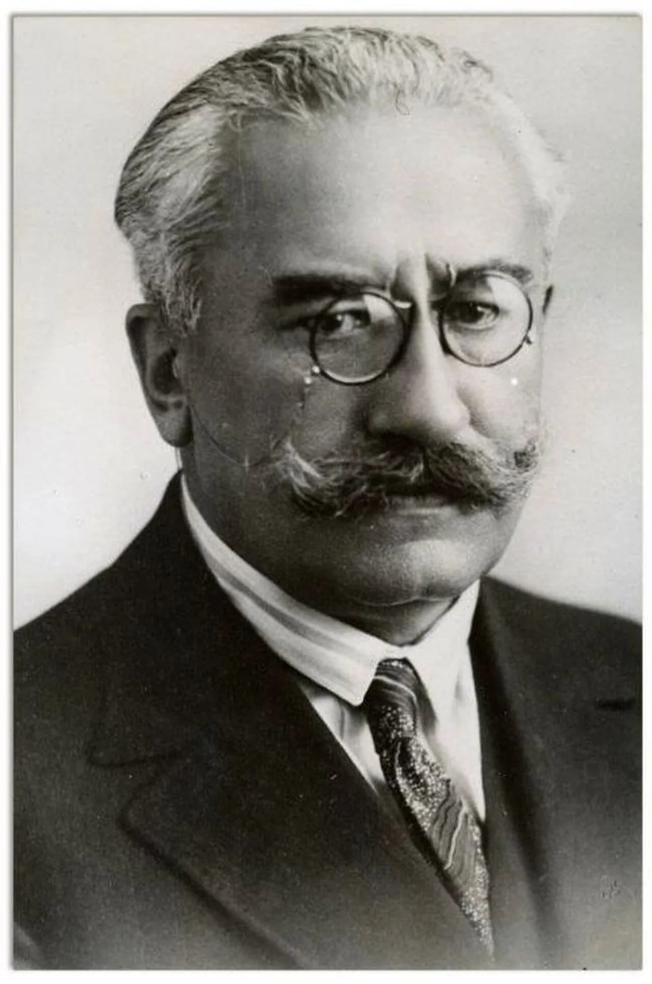 Portrait of Alexandru Vaida-Voievod (1872–1950) – memorial page