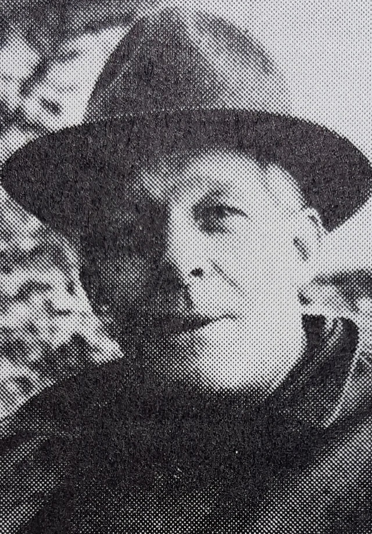 Portrait of Leoo Verde (1904–1976) – memorial page