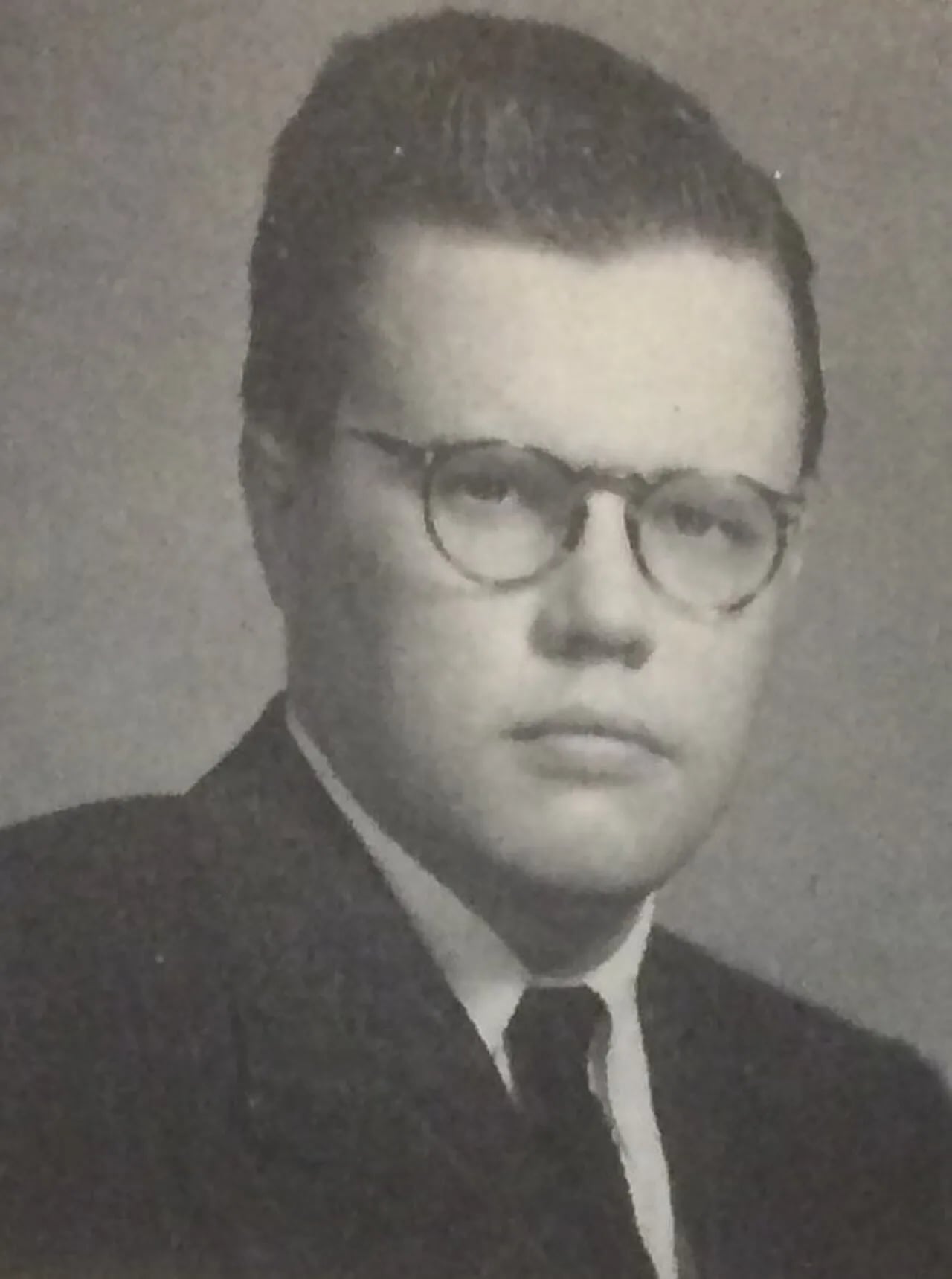 Portrait of John C. Davies (1920–2002) – memorial page