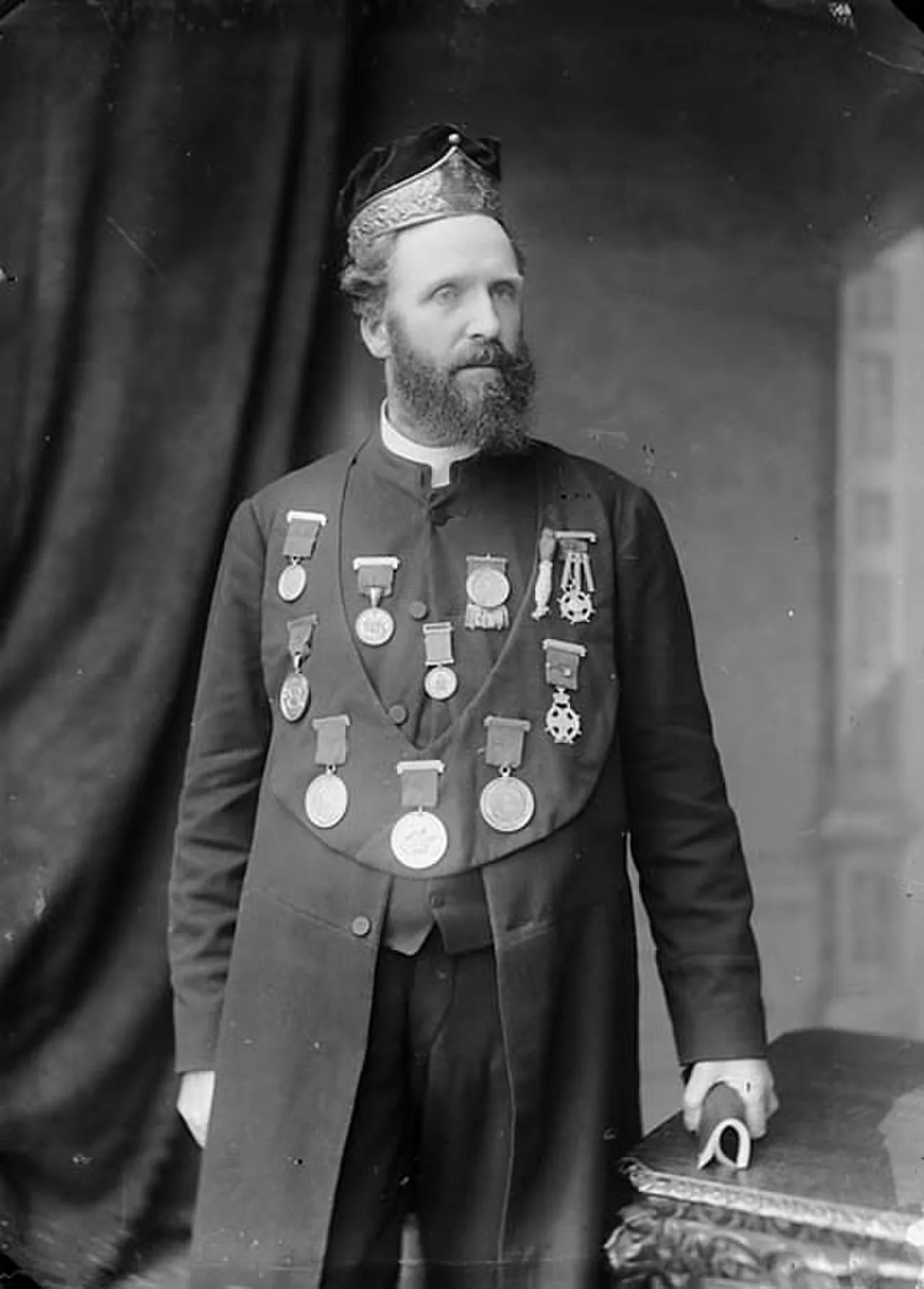 Porträt von John Cadvan Davies (1846–1923) – Gedenkseite