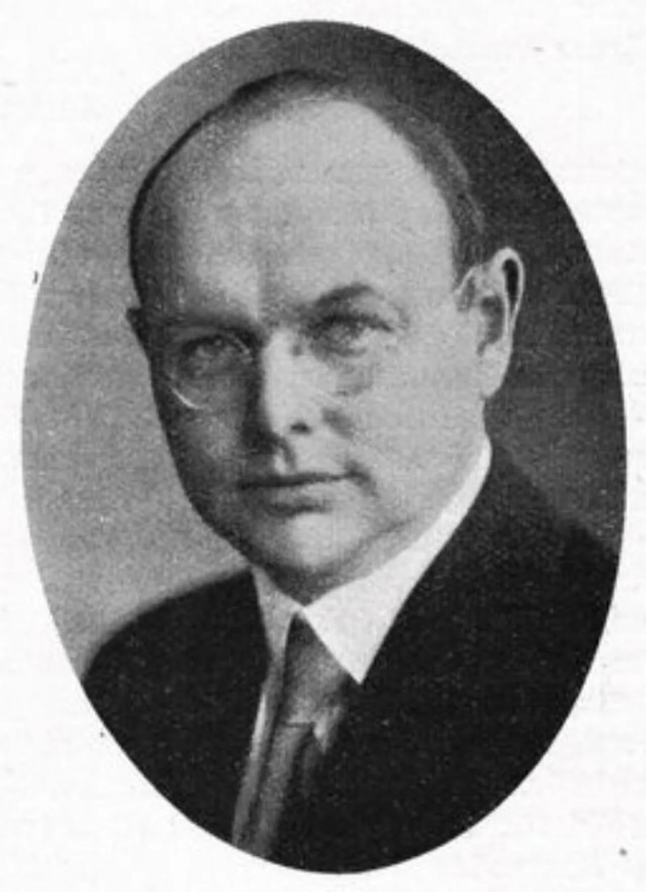 Portrait of Mauritz Vos (1889–1961) – memorial page