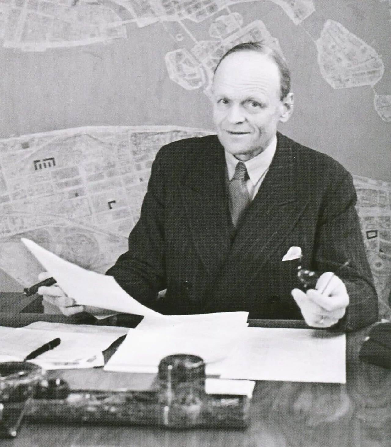 Portrait of Sven Wallander (1890–1968) – memorial page