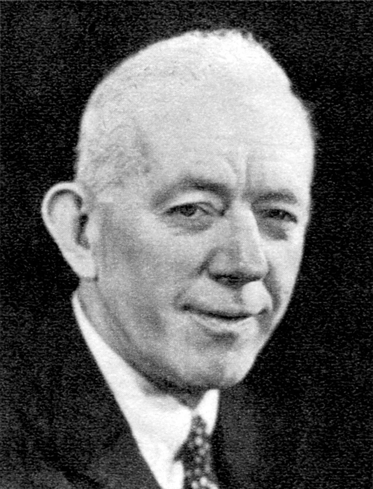 Portrait of John Kieran (1892–1981) – memorial page