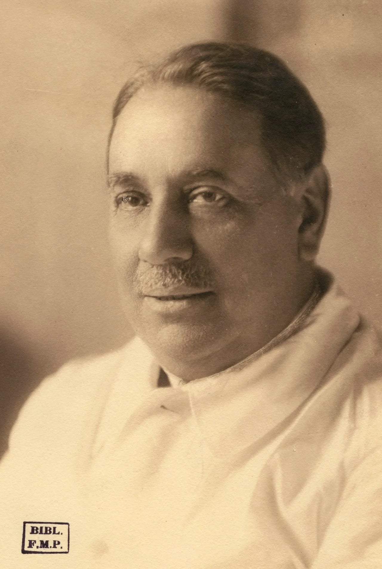 Porträt von Léon Tixier (1877–1976) – Gedenkseite