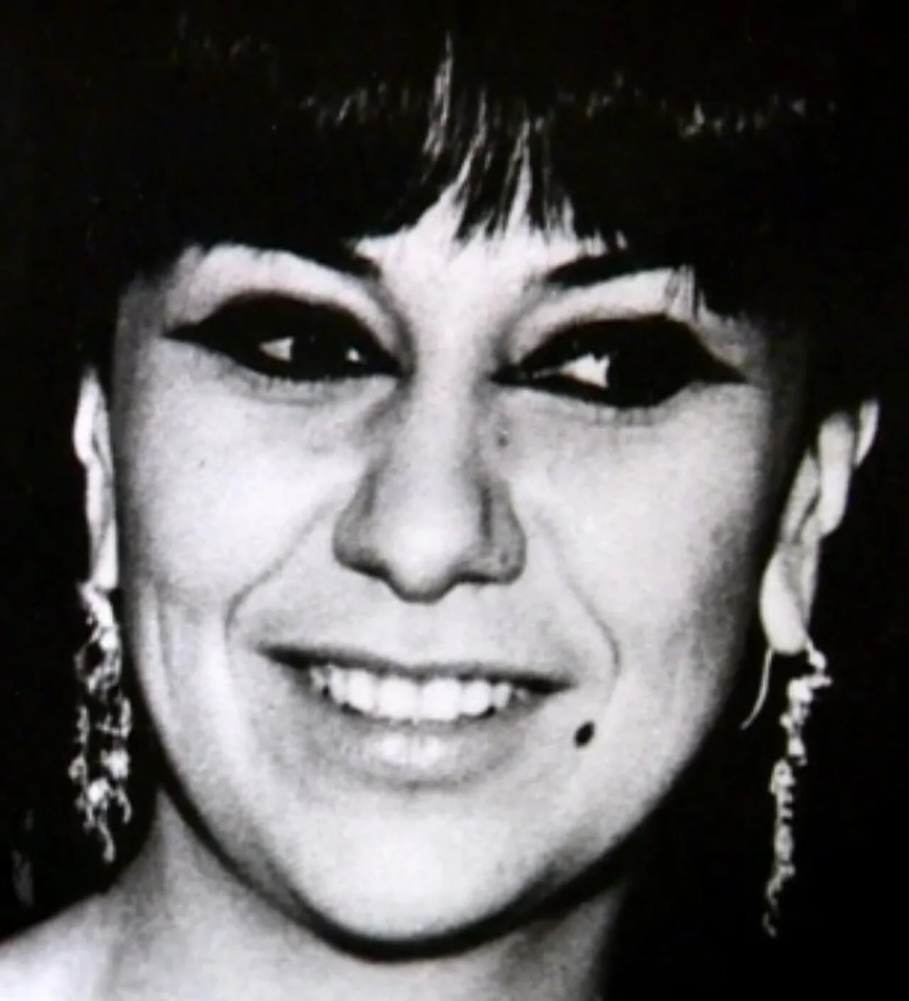 Porträt von Chadlia Caid Essebsi (1936–2019) – Gedenkseite