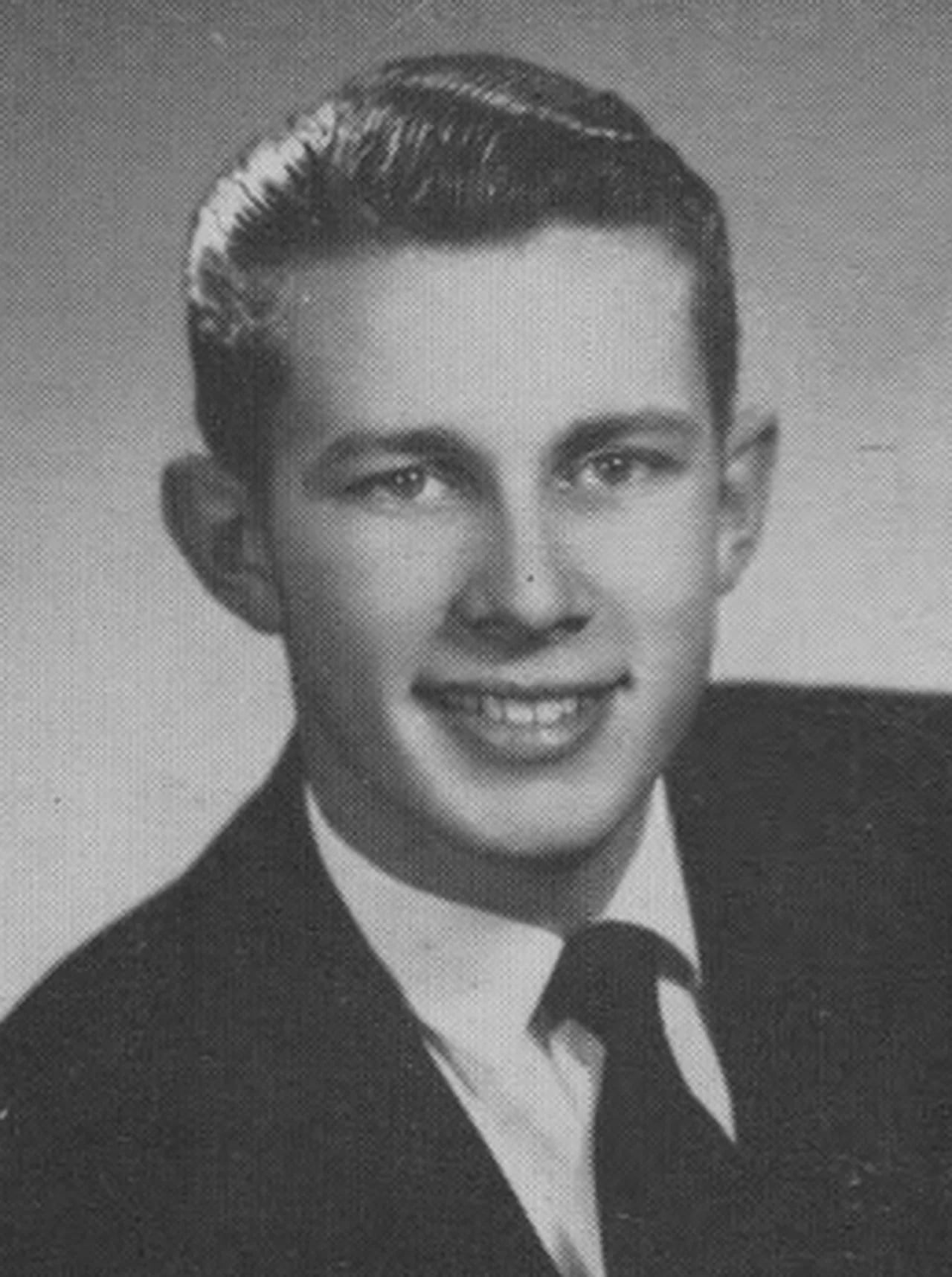 Portrait of John Harlan (1925–2017) – memorial page