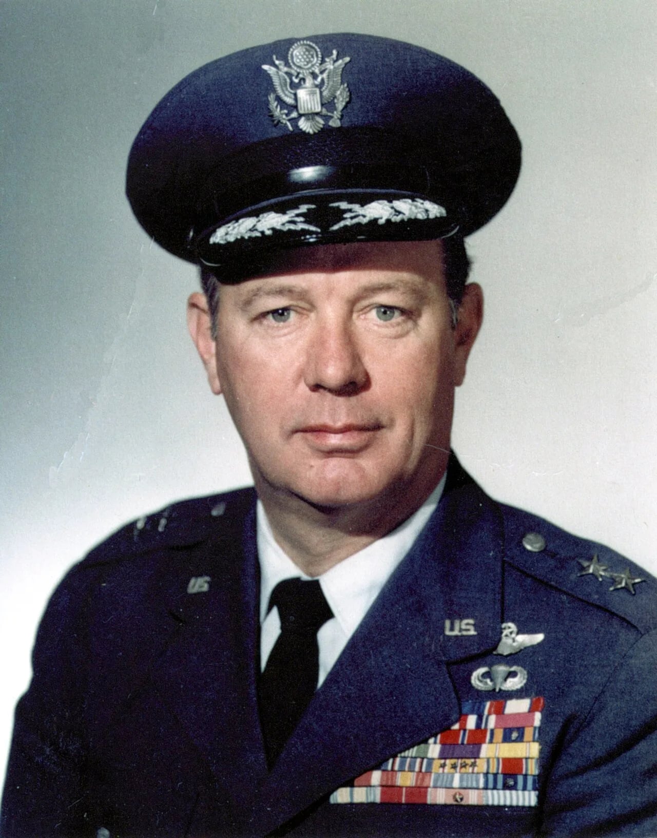 Portrait of John Henebry (1918–2007) – memorial page