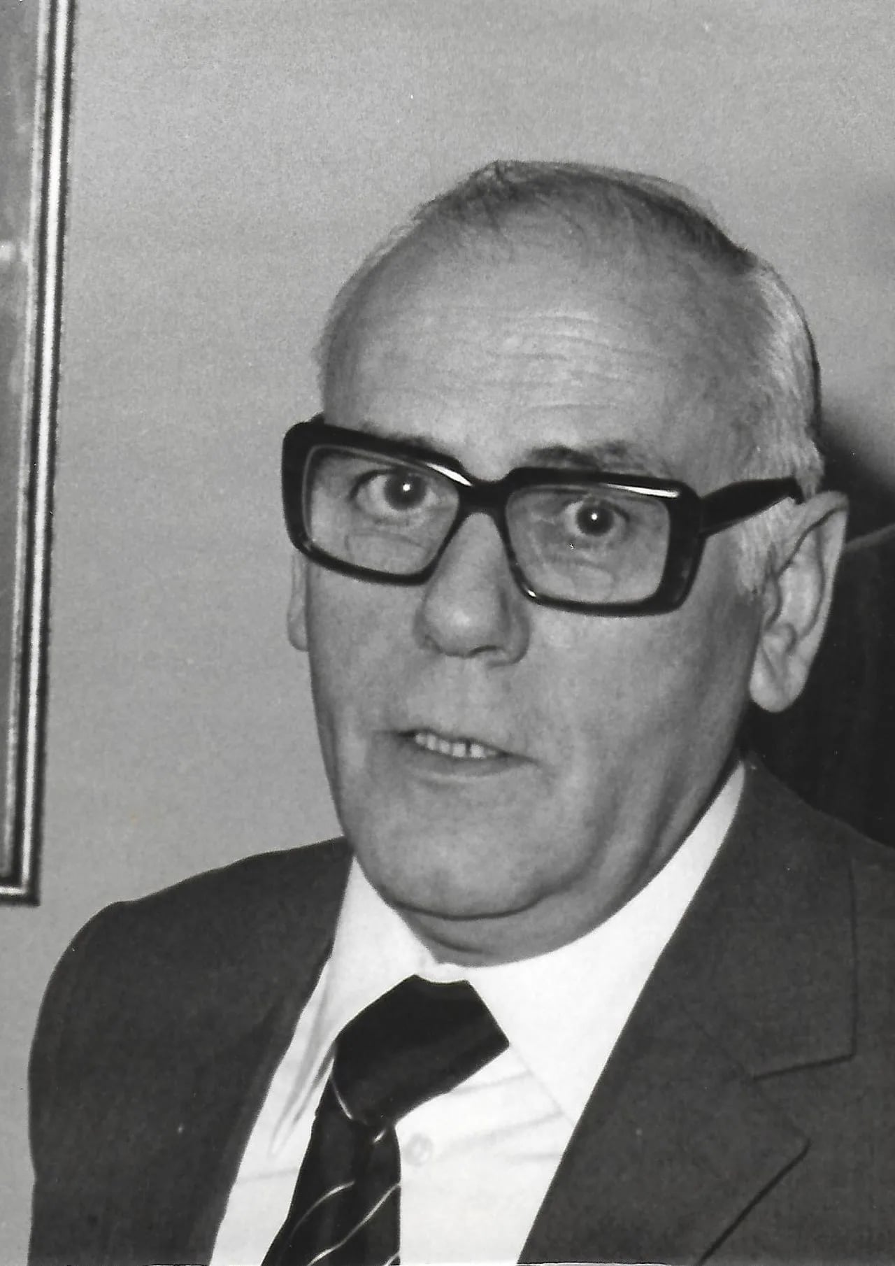 Porträt von Francisco José León Tello (1924–2021) – Gedenkseite