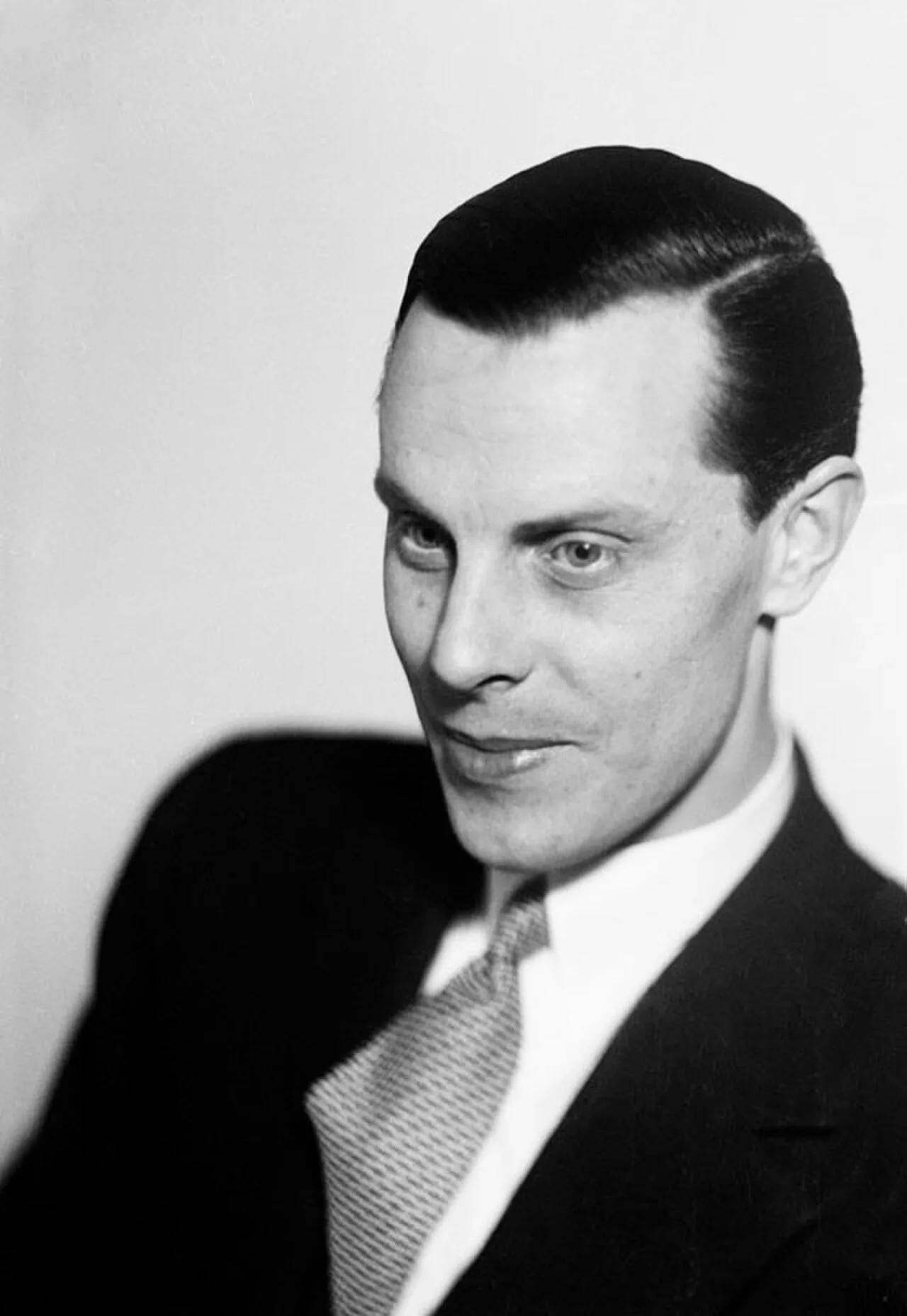 Portrait of Olof Widgren (1907–1999) – memorial page
