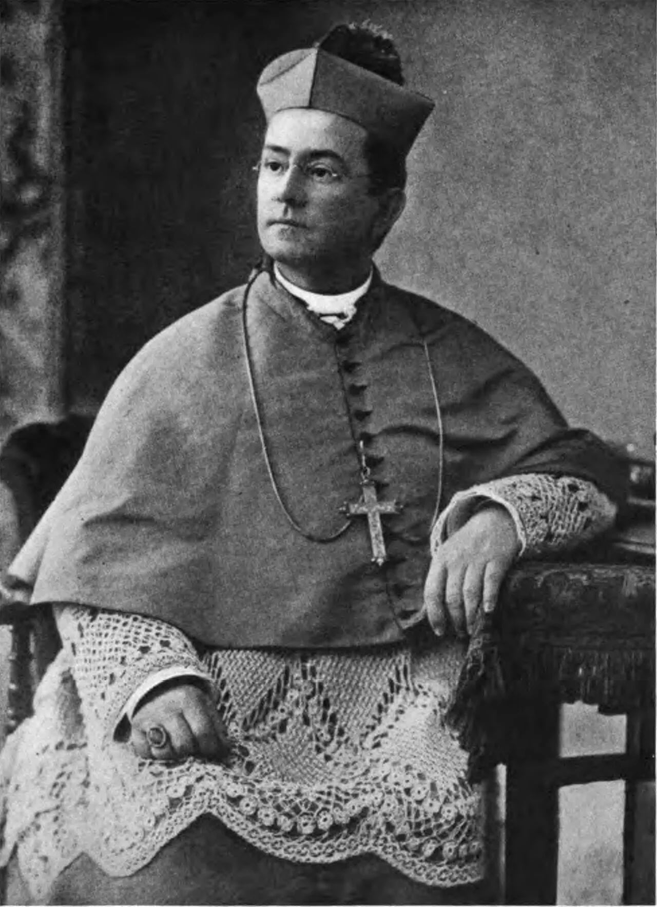 Portrait of John J. Monaghan (1856–1935) – memorial page
