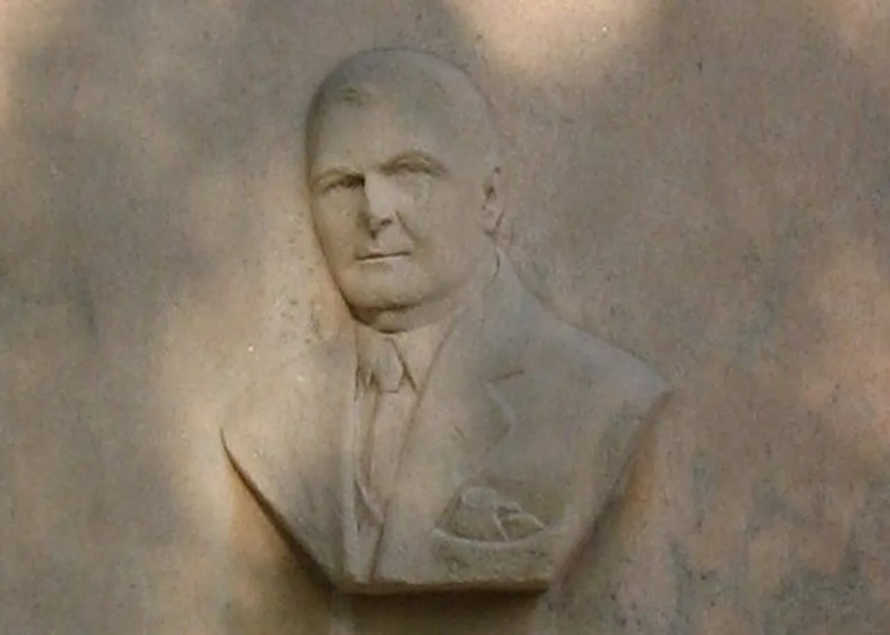 Portrait of John Leighton Stewart (1876–1940) – memorial page